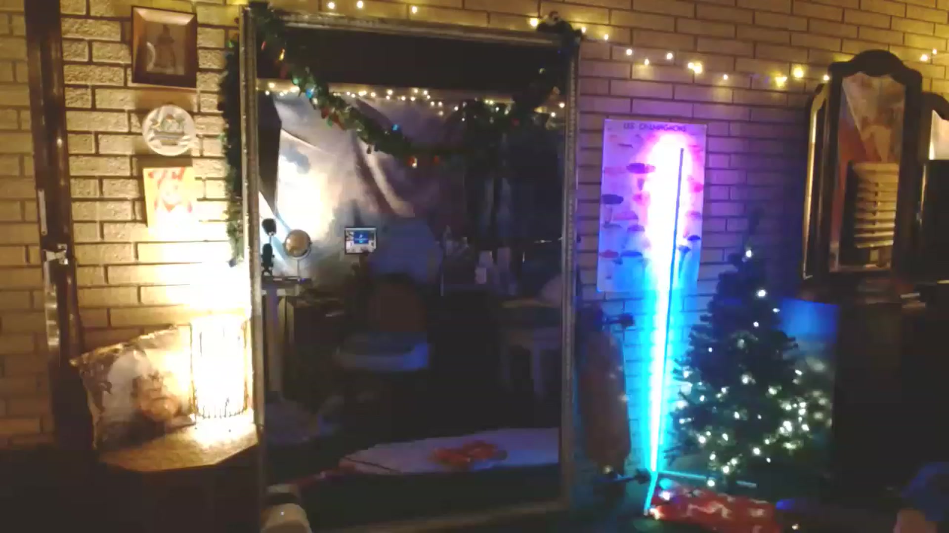 Gallery image thumbnail from Sweetestlilly's myfreecams stream on, 12/22/2022, 05:39 image 12 of 20
