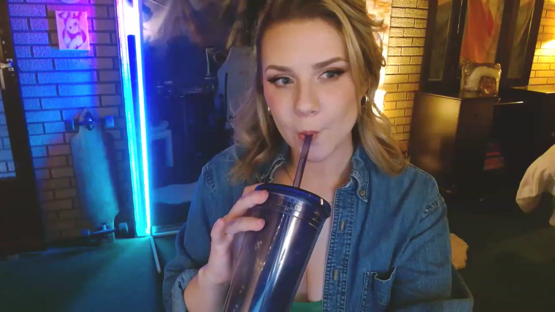 Gallery image thumbnail from Sweetestlilly's myfreecams stream on, 01/31/2023, 02:16 image 19 of 20