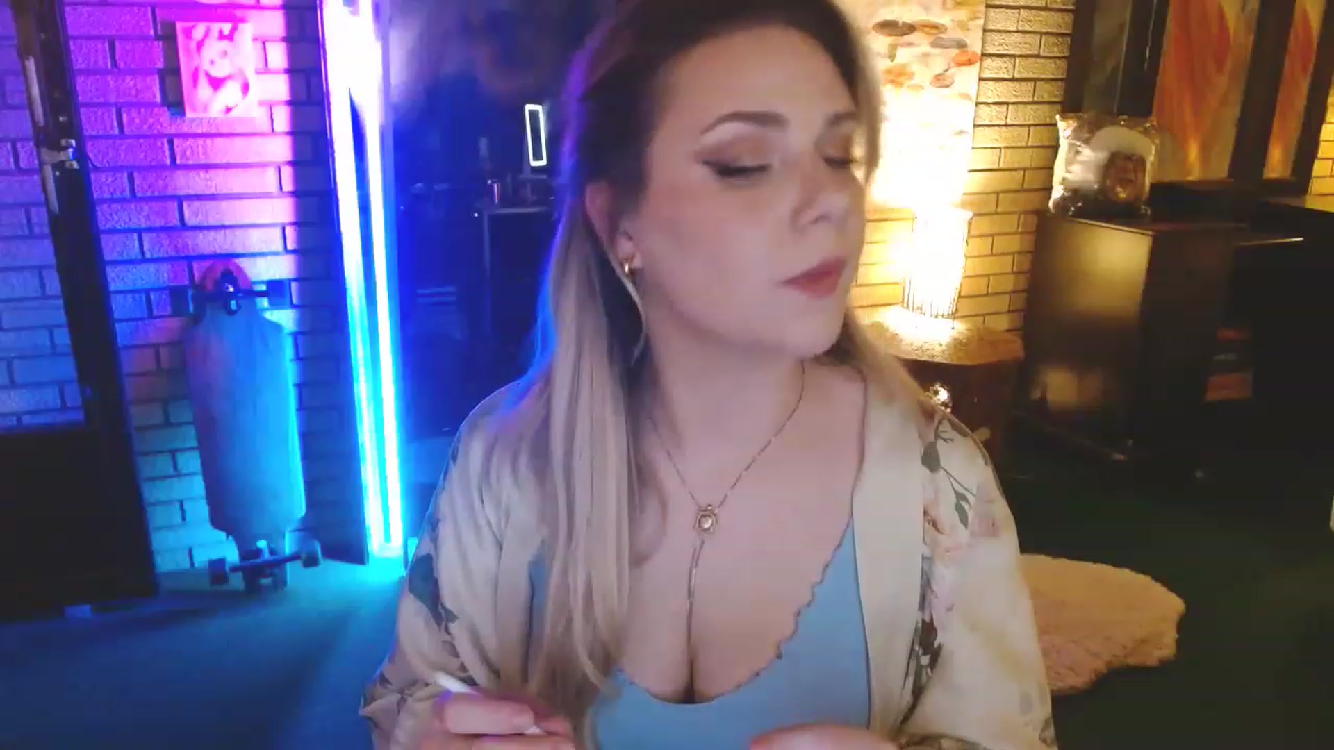 Gallery image thumbnail from Sweetestlilly's myfreecams stream on, 02/28/2023, 01:58 image 20 of 20