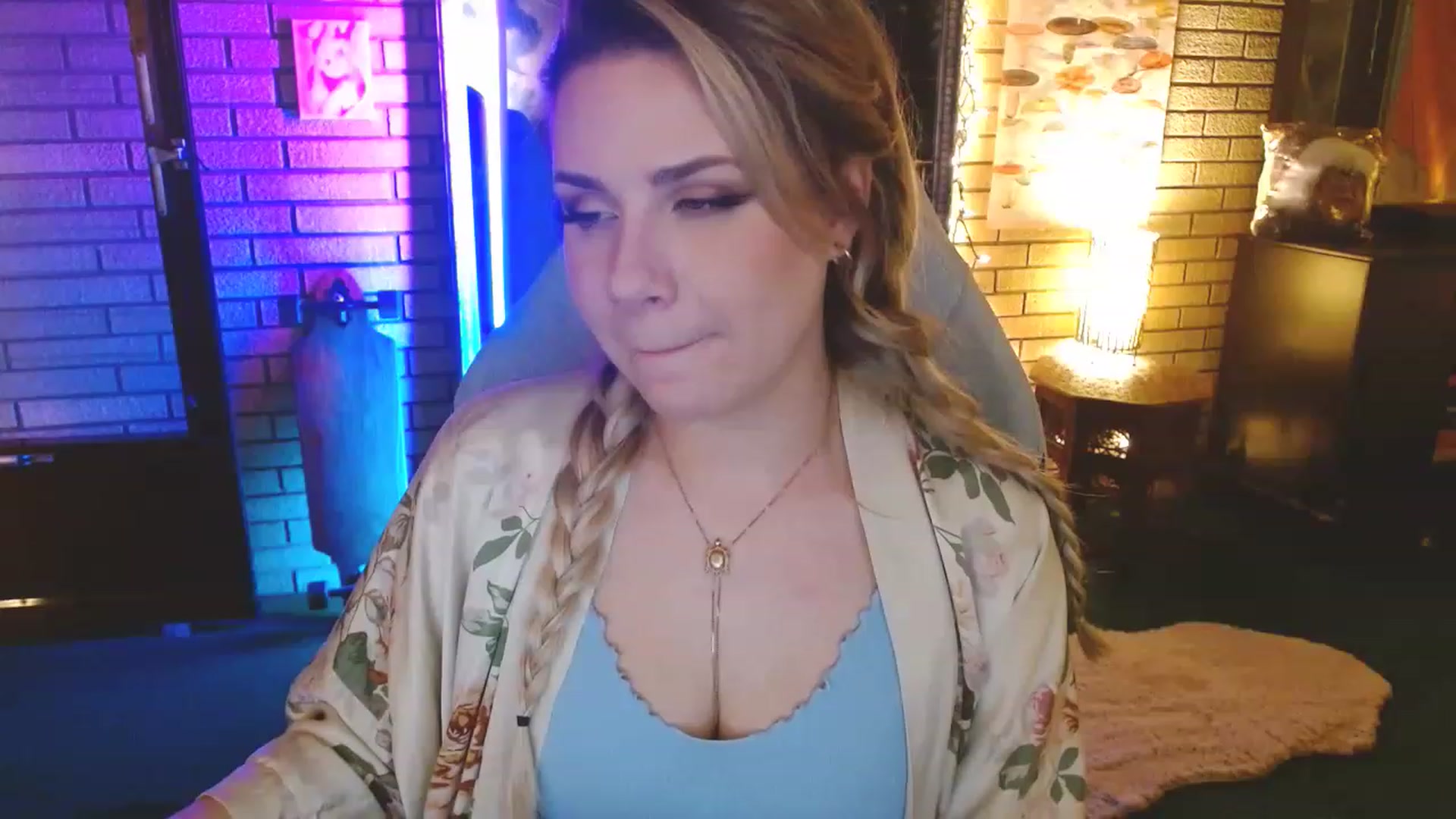 Gallery image thumbnail from Sweetestlilly's myfreecams stream on, 02/28/2023, 01:58 image 2 of 20