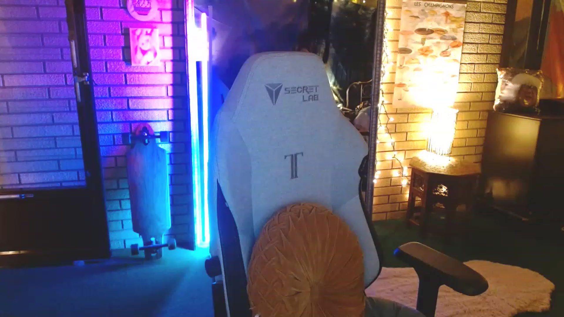 Gallery image thumbnail from Sweetestlilly's myfreecams stream on, 02/28/2023, 01:58 image 4 of 20