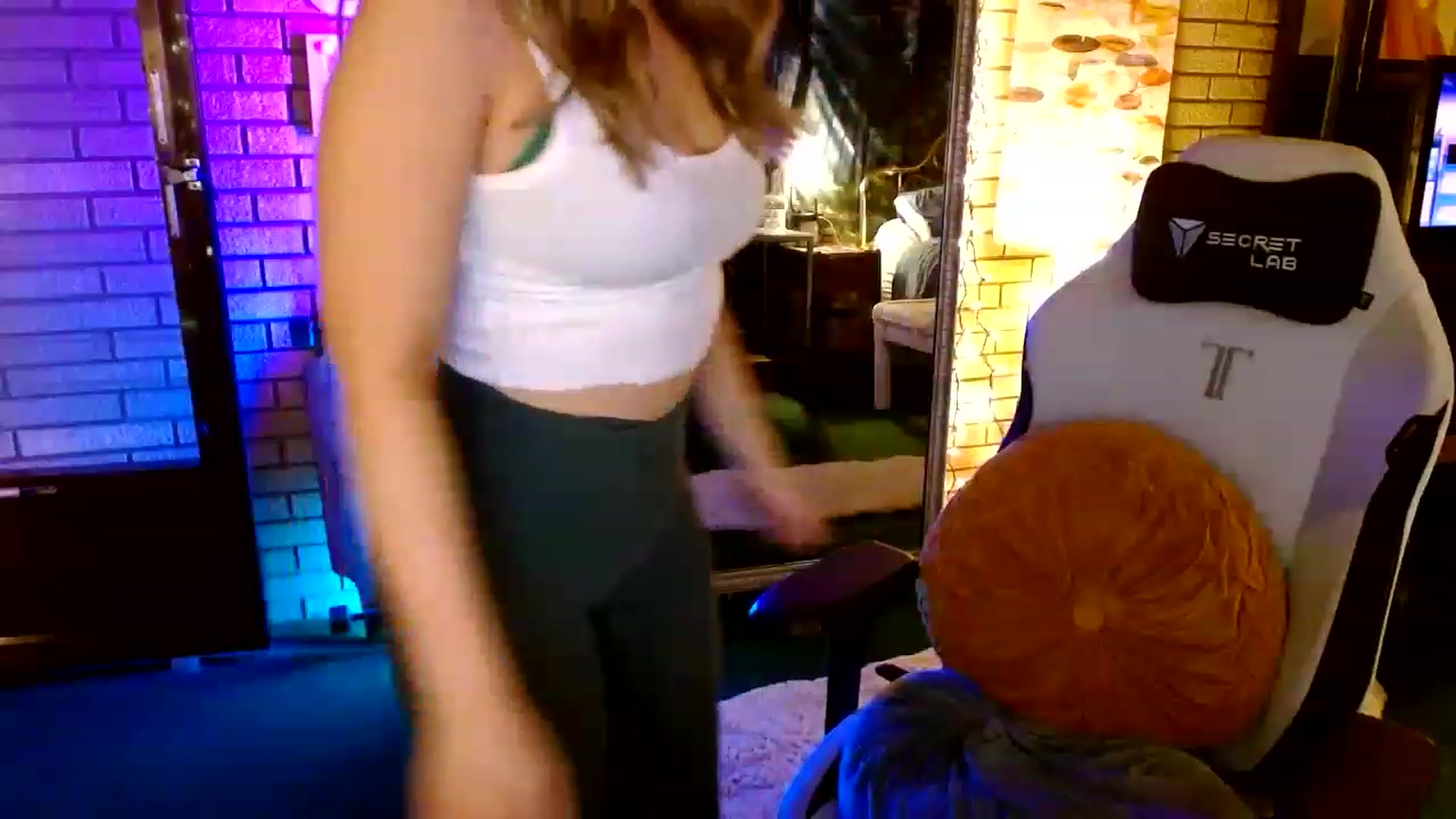 Gallery image thumbnail from Sweetestlilly's myfreecams stream on, 07/12/2023, 02:27 image 13 of 20