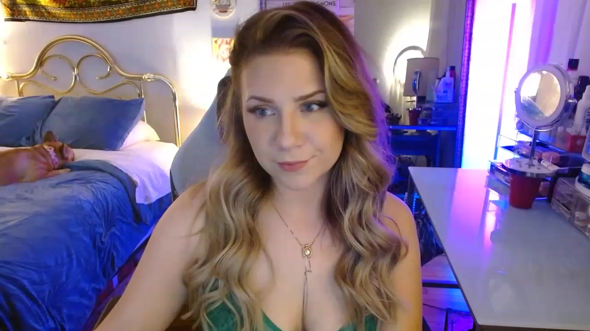 Gallery image thumbnail from Sweetestlilly's myfreecams stream on, 08/13/2023, 03:50 image 3 of 20