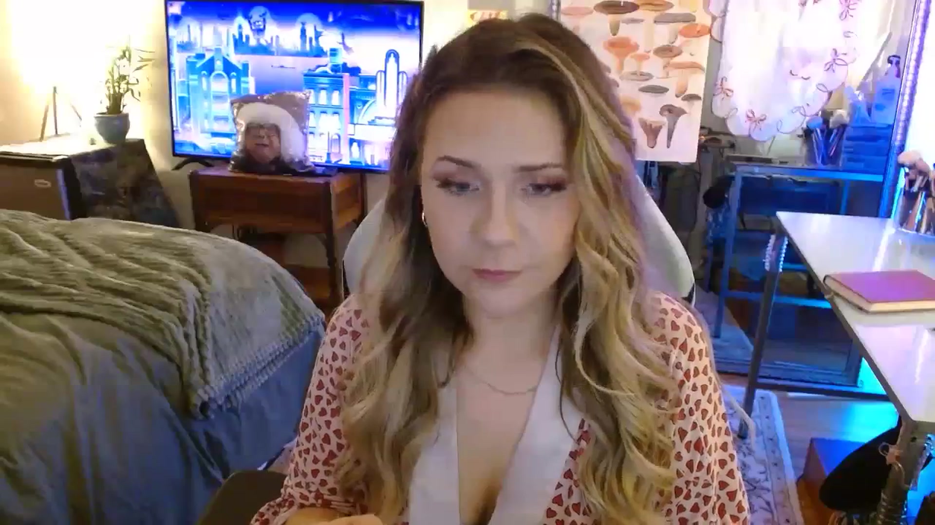 Gallery image thumbnail from Sweetestlilly's myfreecams stream on, 08/24/2023, 01:49 image 13 of 20