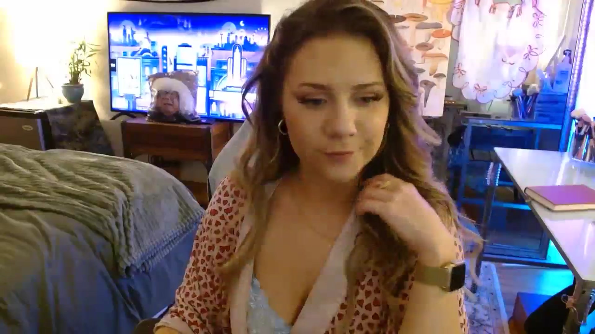 Gallery image thumbnail from Sweetestlilly's myfreecams stream on, 08/24/2023, 01:49 image 18 of 20