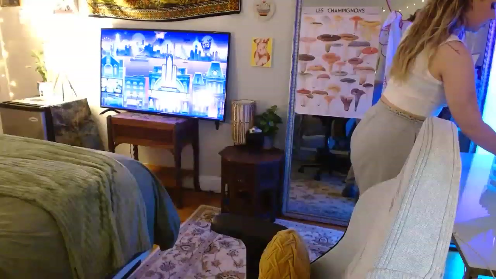 Gallery image thumbnail from Sweetestlilly's myfreecams stream on, 08/26/2023, 02:41 image 2 of 20