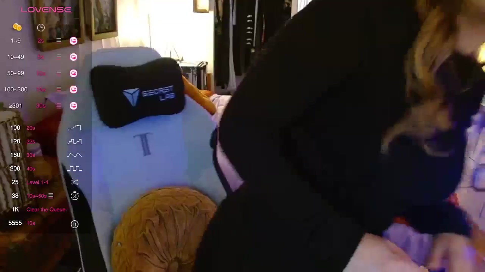 Gallery image thumbnail from Sweetestlilly's myfreecams stream on, 10/08/2023, 02:31 image 18 of 20