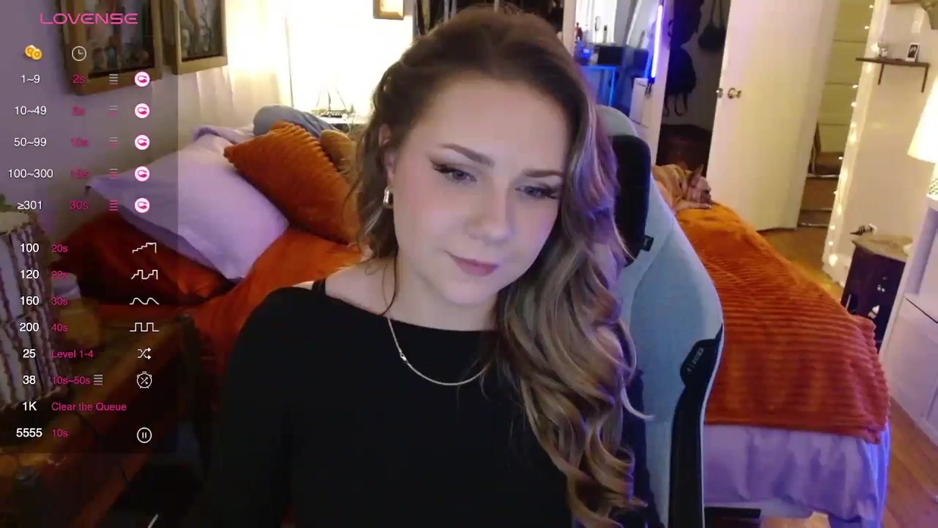 Gallery image thumbnail from Sweetestlilly's myfreecams stream on, 10/08/2023, 02:31 image 14 of 20