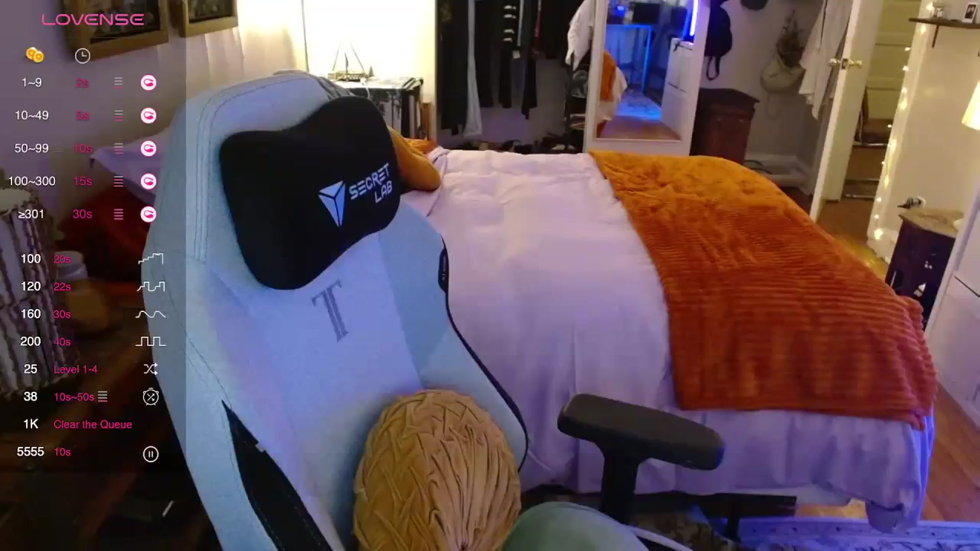 Gallery image thumbnail from Sweetestlilly's myfreecams stream on, 10/08/2023, 02:31 image 1 of 20