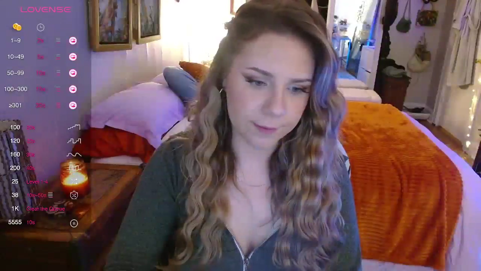 Gallery image thumbnail from Sweetestlilly's myfreecams stream on, 10/17/2023, 02:28 image 12 of 20