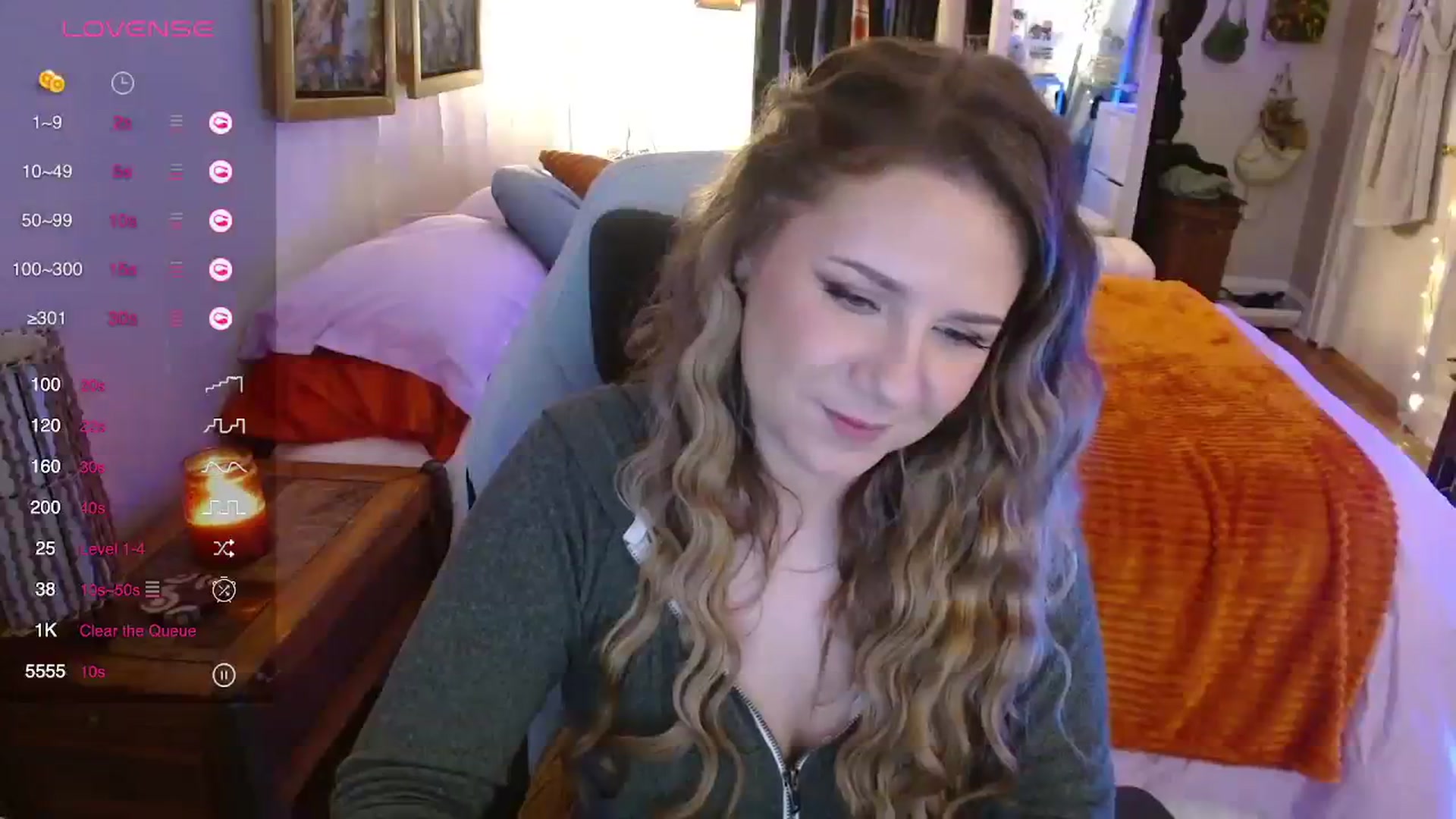 Gallery image thumbnail from Sweetestlilly's myfreecams stream on, 10/17/2023, 02:28 image 4 of 20