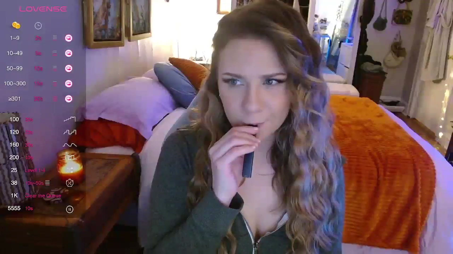 Gallery image thumbnail from Sweetestlilly's myfreecams stream on, 10/17/2023, 02:28 image 14 of 20