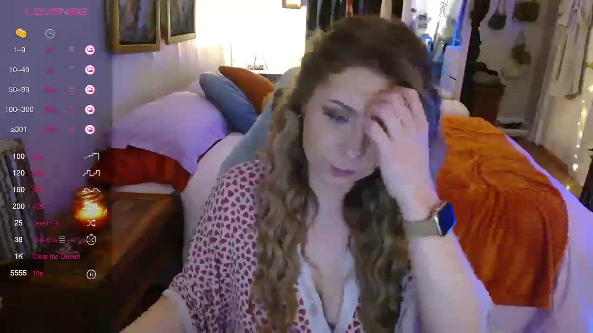 Gallery image thumbnail from Sweetestlilly's myfreecams stream on, 10/17/2023, 03:05 image 12 of 20
