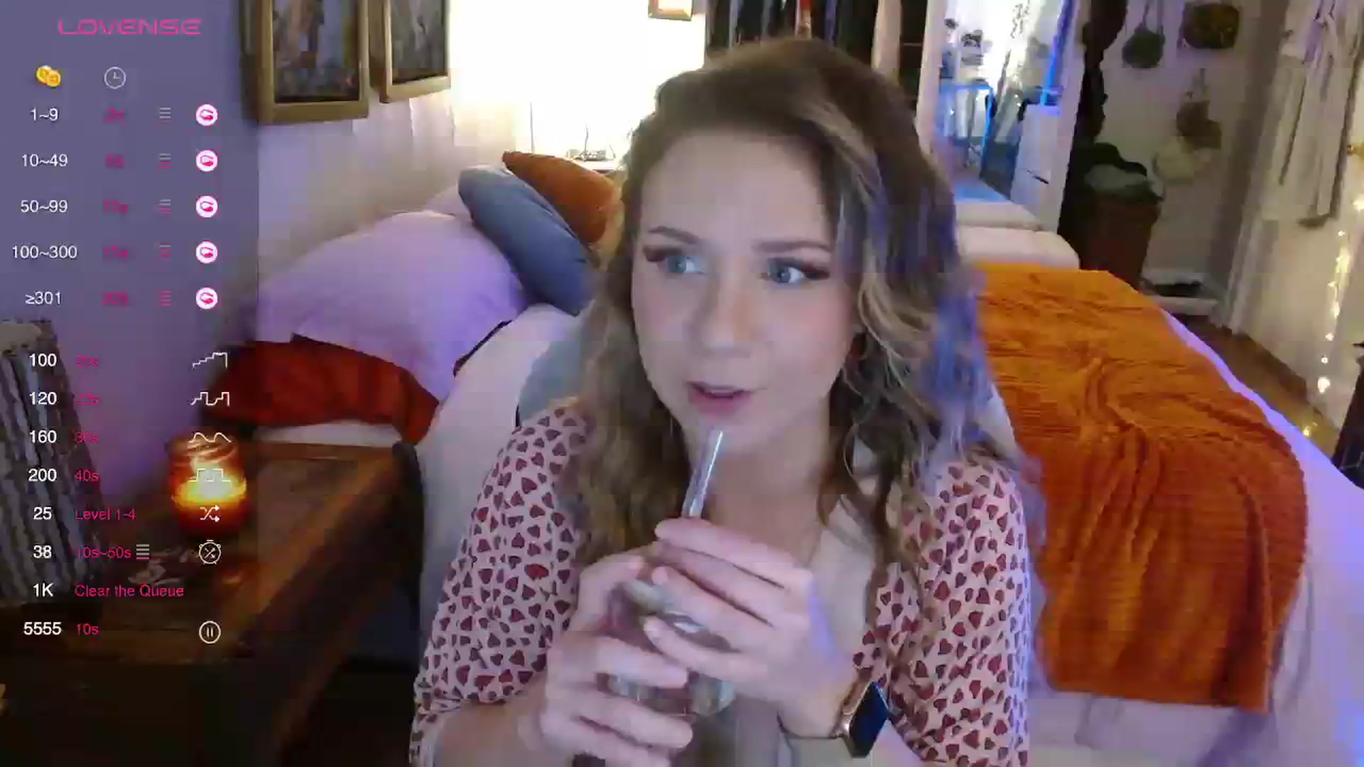 Gallery image thumbnail from Sweetestlilly's myfreecams stream on, 10/17/2023, 03:05 image 13 of 20