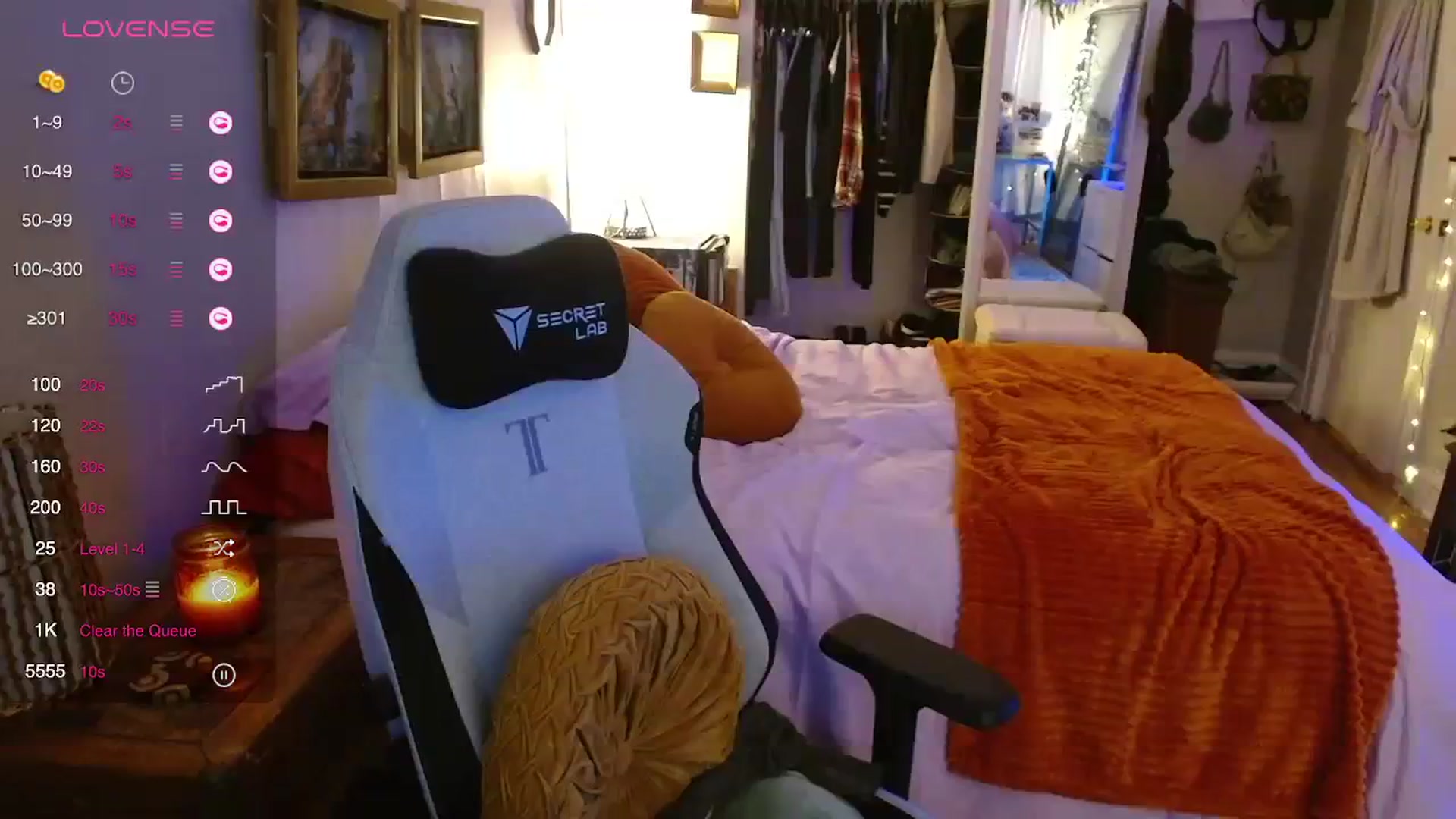 Gallery image thumbnail from Sweetestlilly's myfreecams stream on, 10/17/2023, 03:05 image 9 of 20