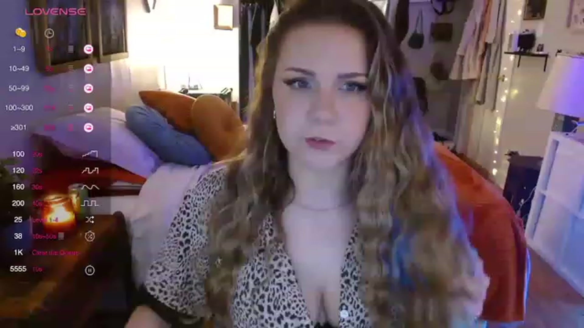 Gallery image thumbnail from Sweetestlilly's myfreecams stream on, 10/19/2023, 03:01 image 12 of 20