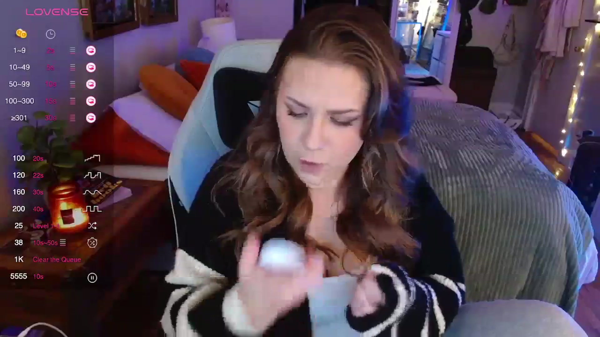 Gallery image thumbnail from Sweetestlilly's myfreecams stream on, 11/03/2023, 01:14 image 5 of 20