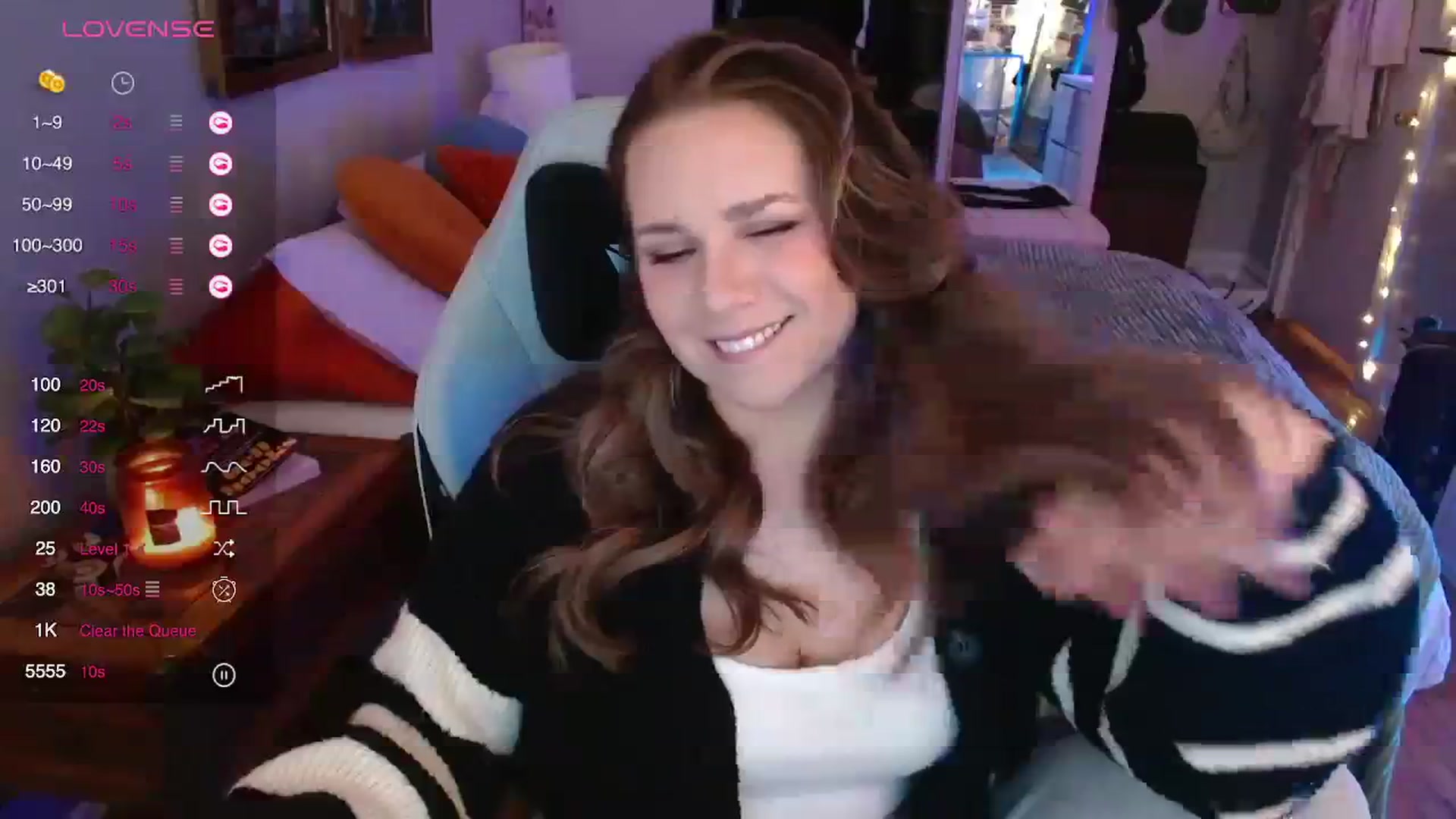 Gallery image thumbnail from Sweetestlilly's myfreecams stream on, 11/03/2023, 01:14 image 8 of 20