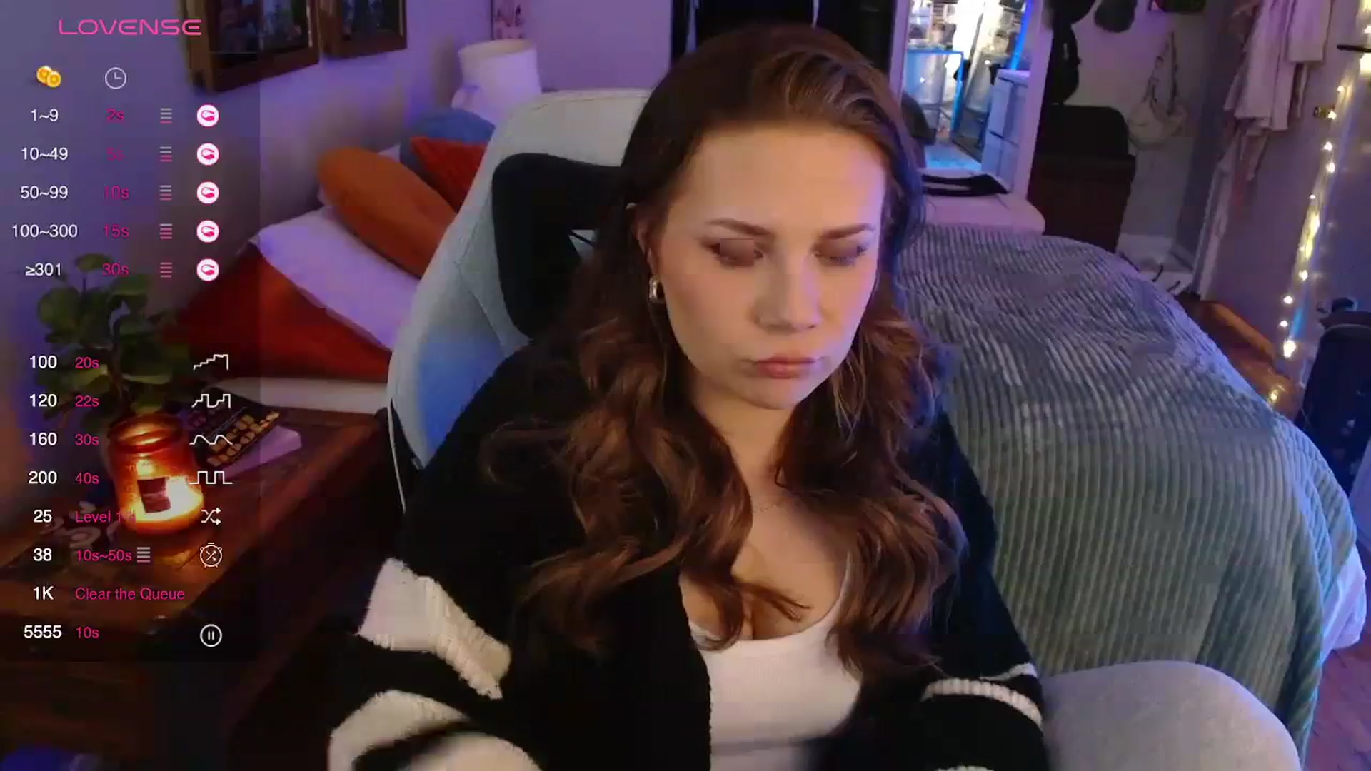 Gallery image thumbnail from Sweetestlilly's myfreecams stream on, 11/03/2023, 01:14 image 7 of 20