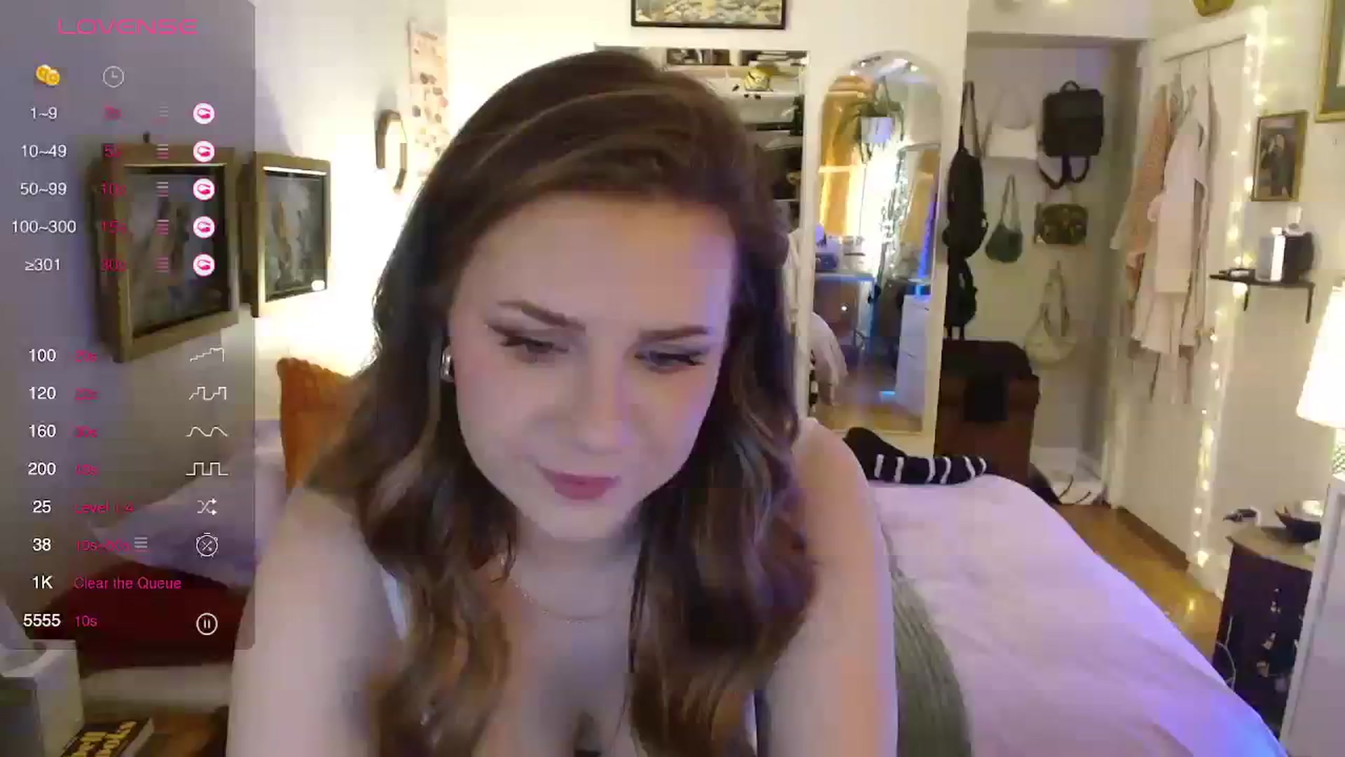 Gallery image thumbnail from Sweetestlilly's myfreecams stream on, 11/08/2023, 02:21 image 16 of 20