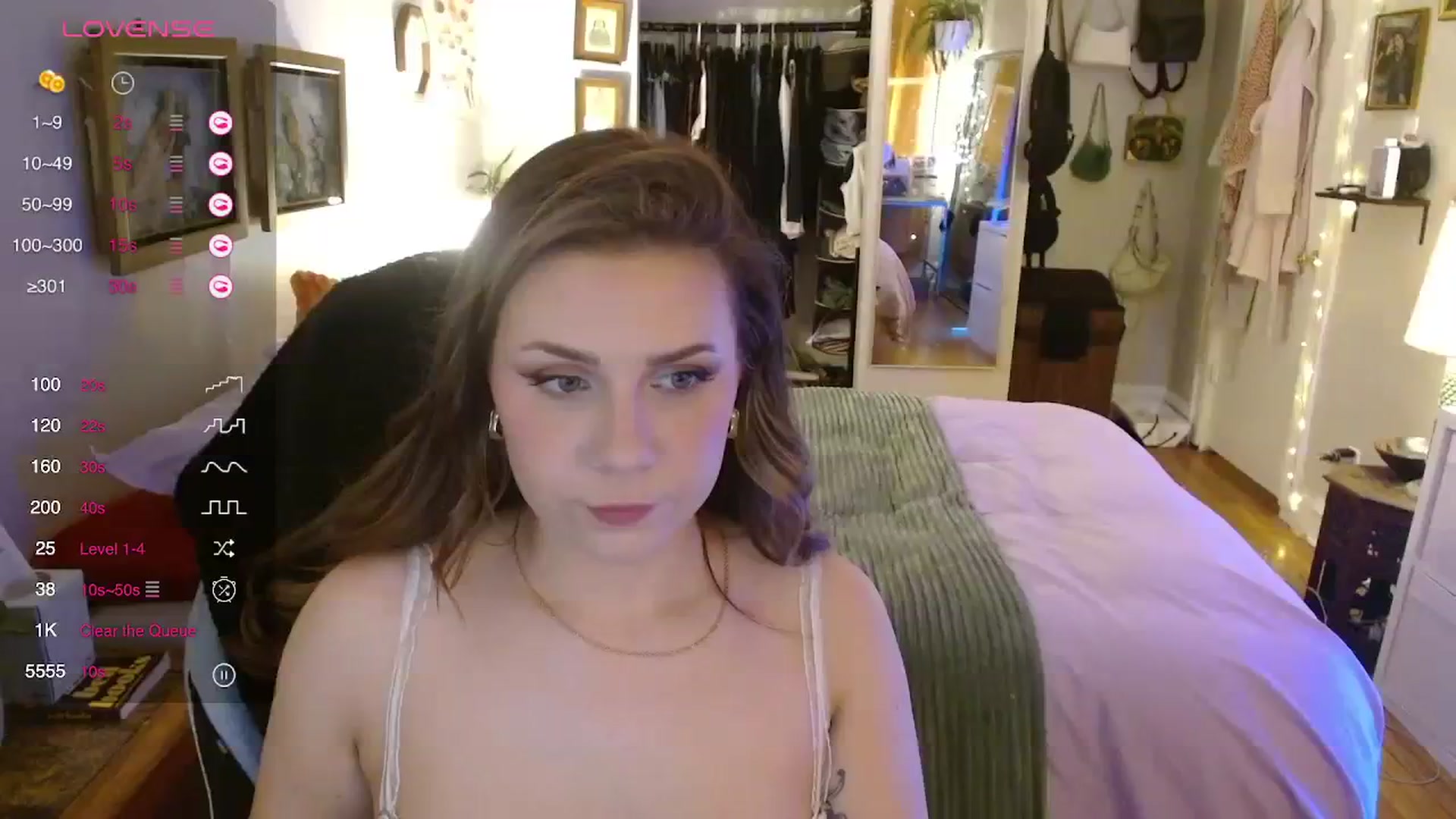Gallery image thumbnail from Sweetestlilly's myfreecams stream on, 11/08/2023, 02:21 image 6 of 20