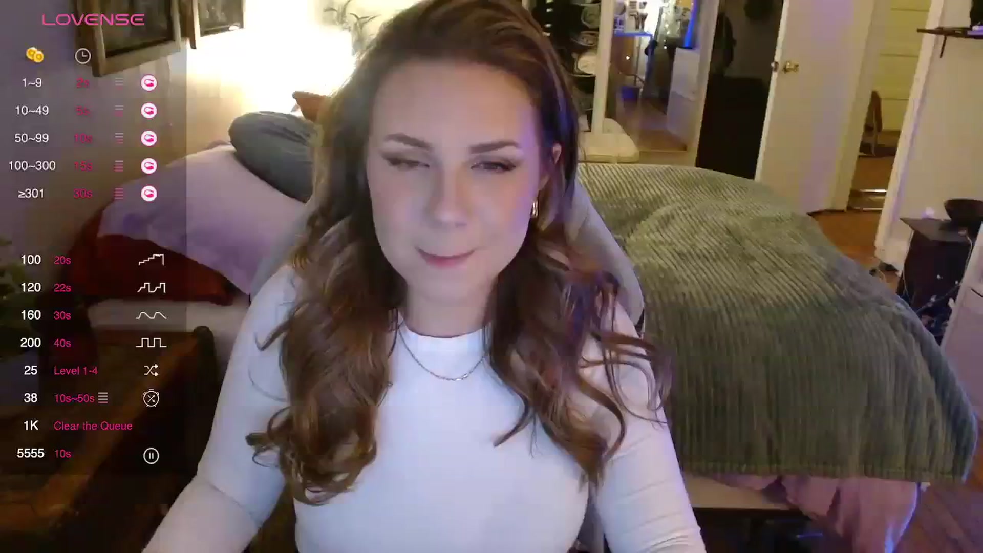 Gallery image thumbnail from Sweetestlilly's myfreecams stream on, 11/13/2023, 04:28 image 1 of 20