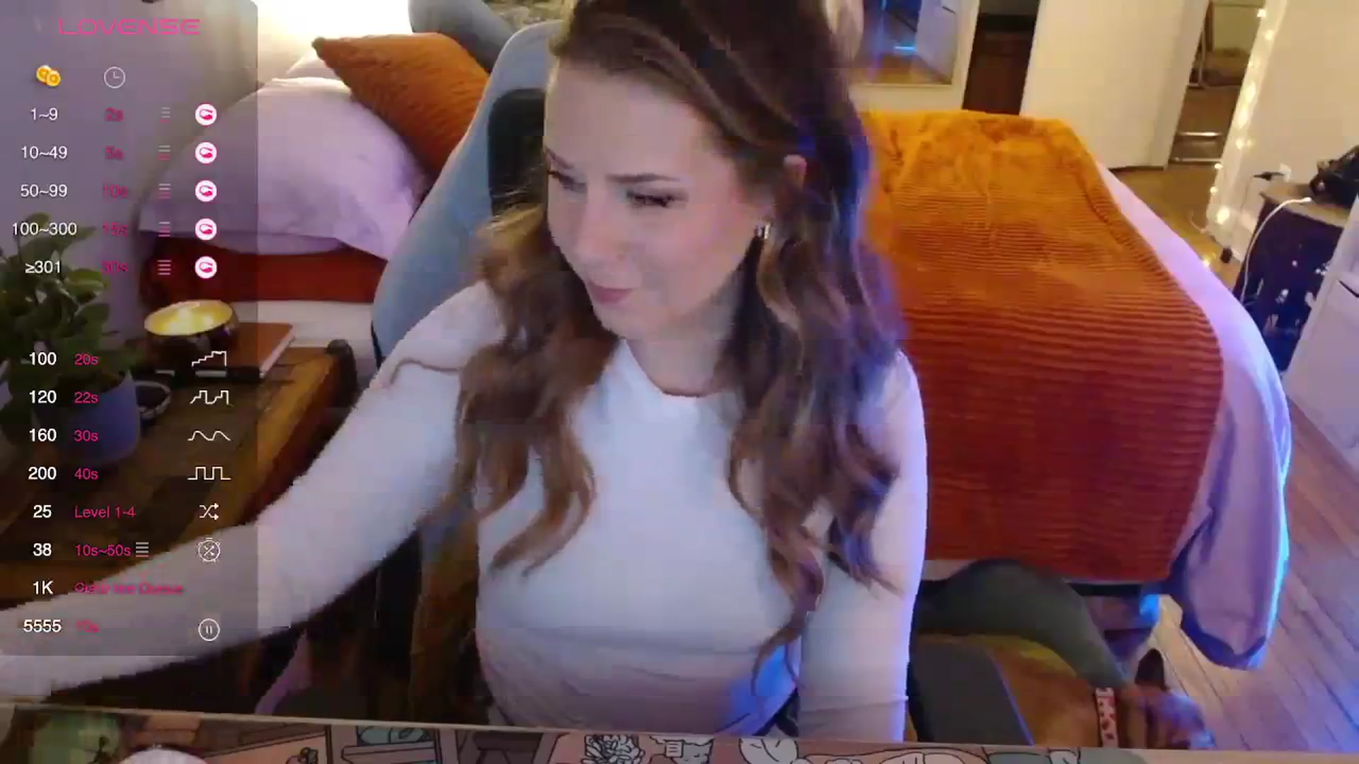 Gallery image thumbnail from Sweetestlilly's myfreecams stream on, 11/26/2023, 03:38 image 9 of 20