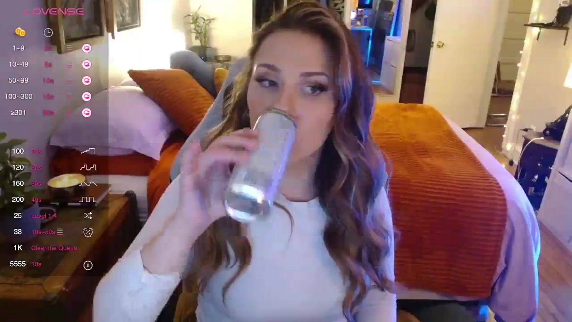 Gallery image thumbnail from Sweetestlilly's myfreecams stream on, 11/26/2023, 03:38 image 13 of 20