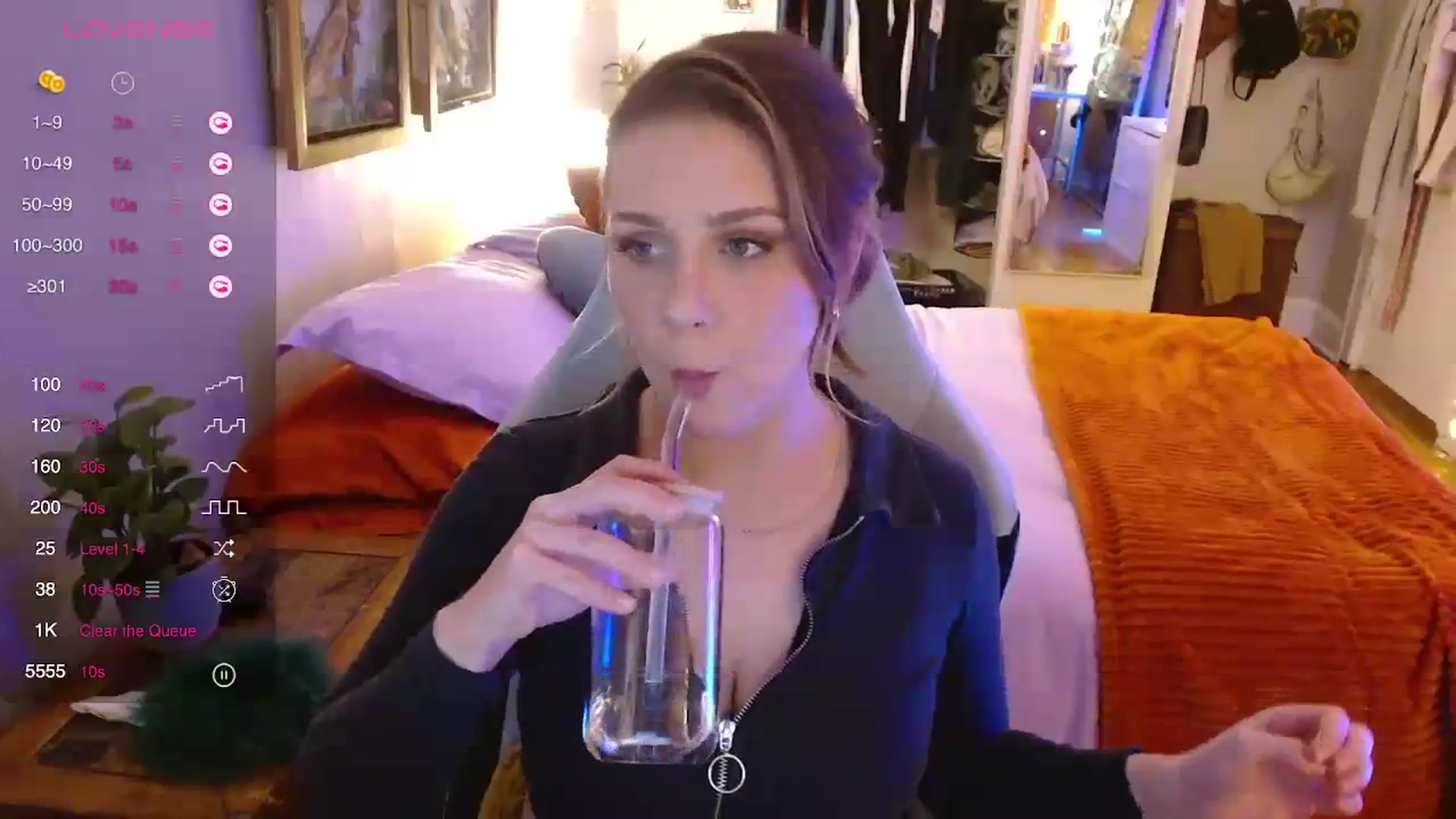 Gallery image thumbnail from Sweetestlilly's myfreecams stream on, 11/30/2023, 03:47 image 16 of 20