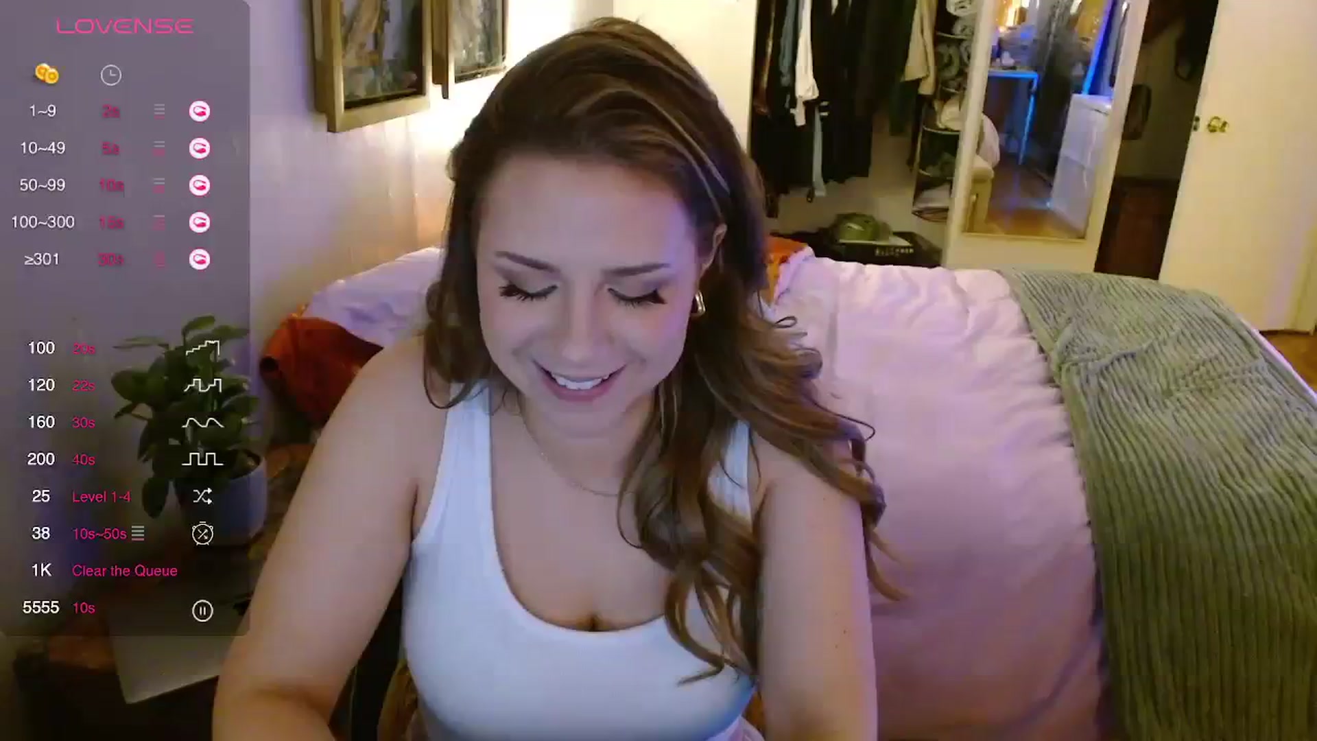 Gallery image thumbnail from Sweetestlilly's myfreecams stream on, 12/01/2023, 02:48 image 9 of 20
