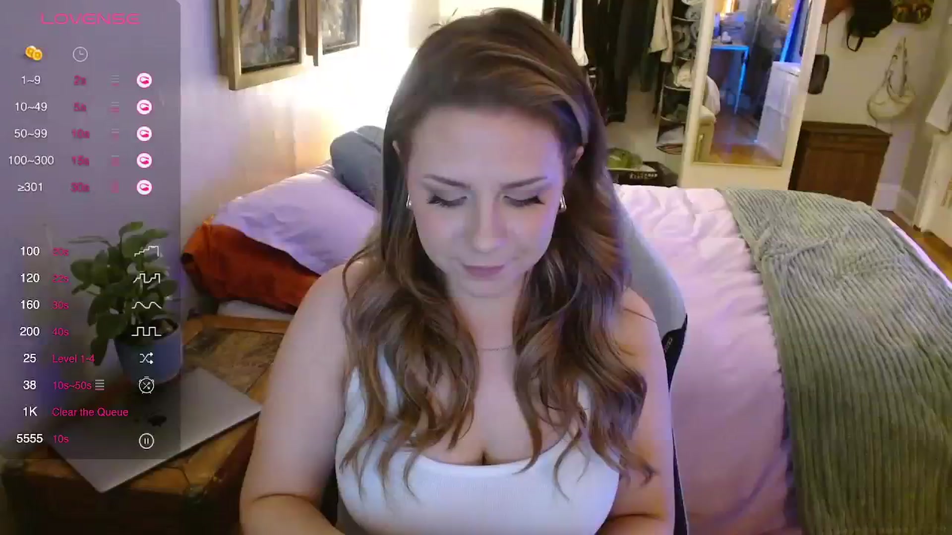 Gallery image thumbnail from Sweetestlilly's myfreecams stream on, 12/01/2023, 02:48 image 20 of 20