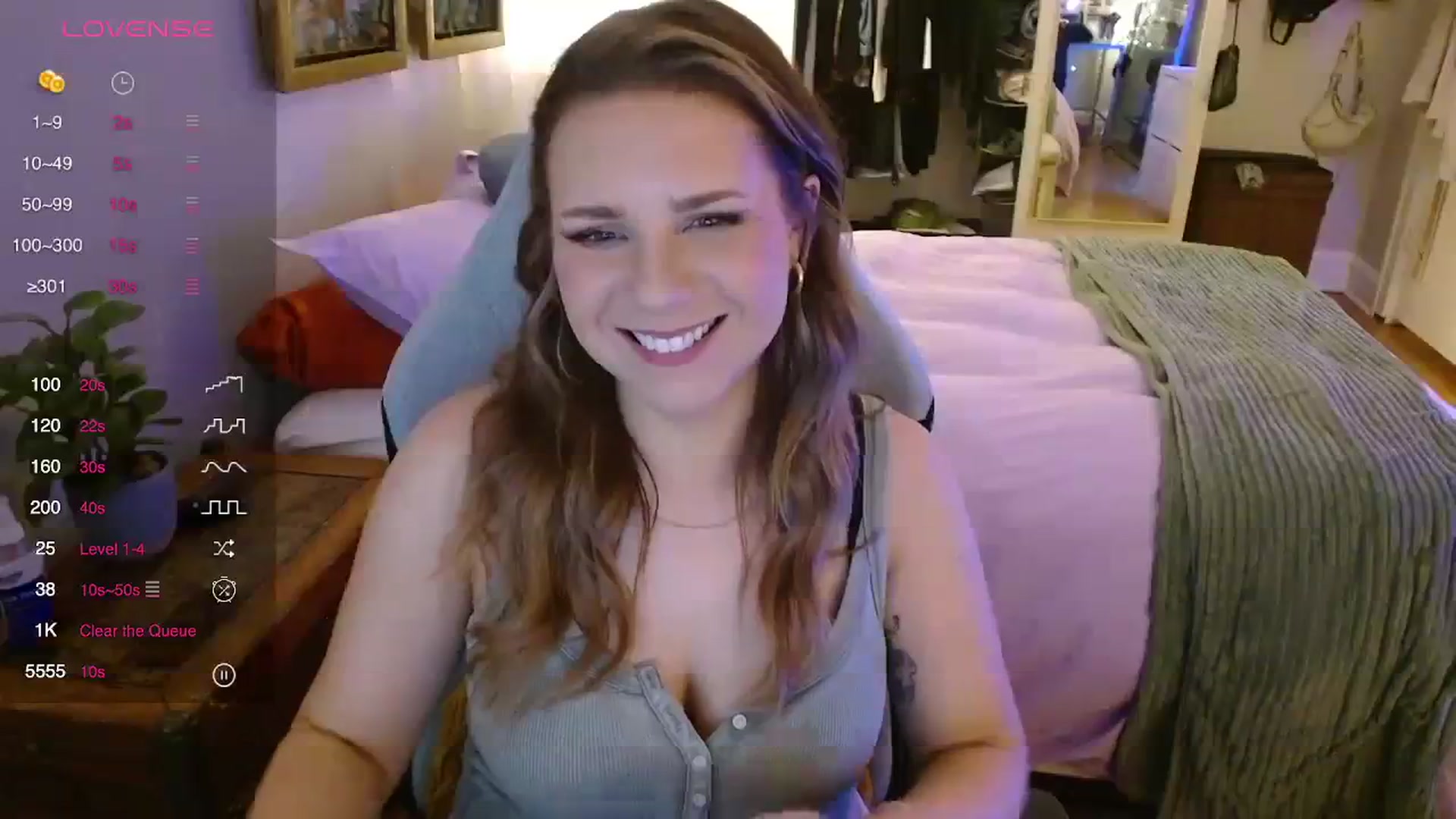 Gallery image thumbnail from Sweetestlilly's myfreecams stream on, 12/05/2023, 04:52 image 3 of 20
