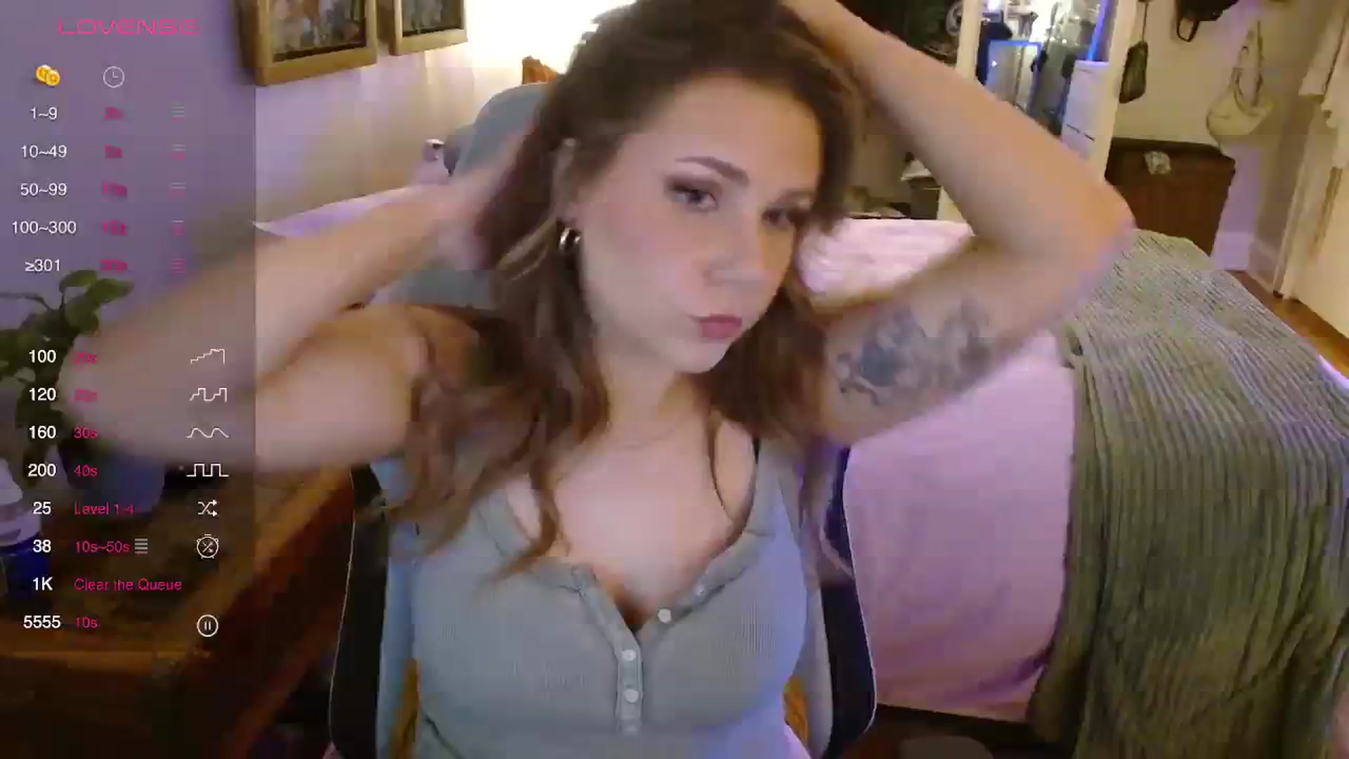 Gallery image thumbnail from Sweetestlilly's myfreecams stream on, 12/05/2023, 04:52 image 4 of 20