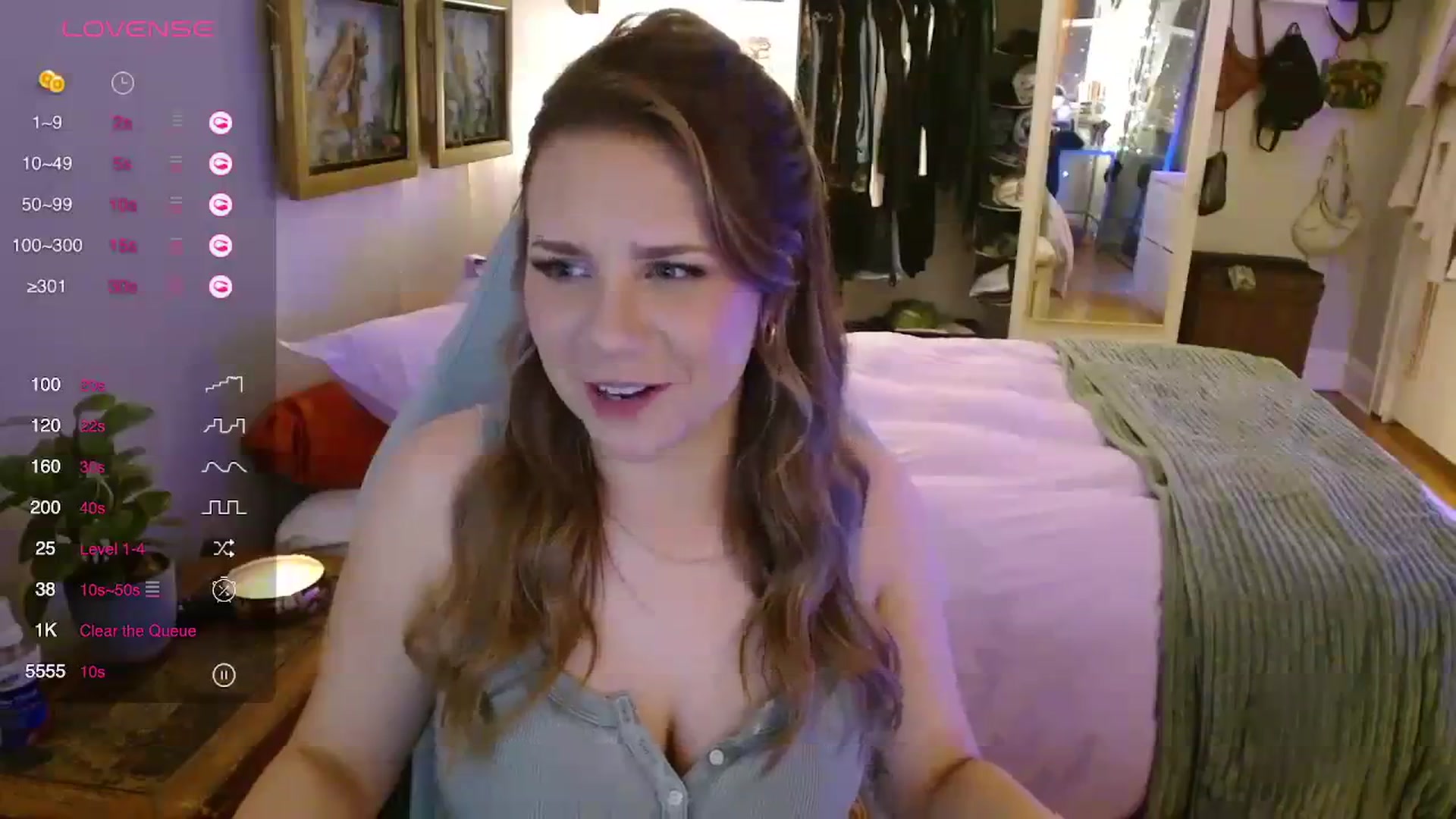 Gallery image thumbnail from Sweetestlilly's myfreecams stream on, 12/05/2023, 04:52 image 11 of 20