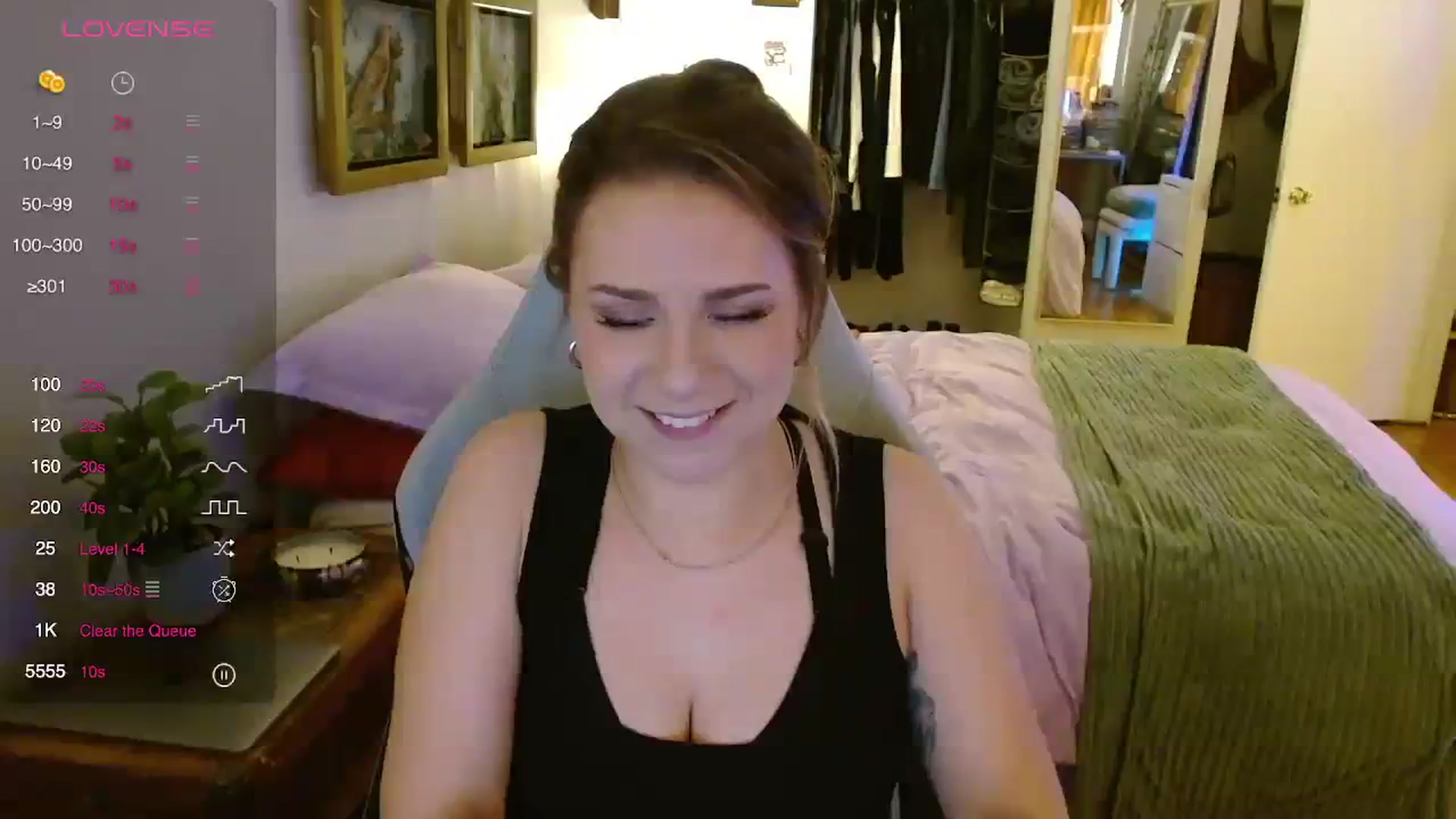 Gallery image thumbnail from Sweetestlilly's myfreecams stream on, 12/07/2023, 04:44 image 3 of 20