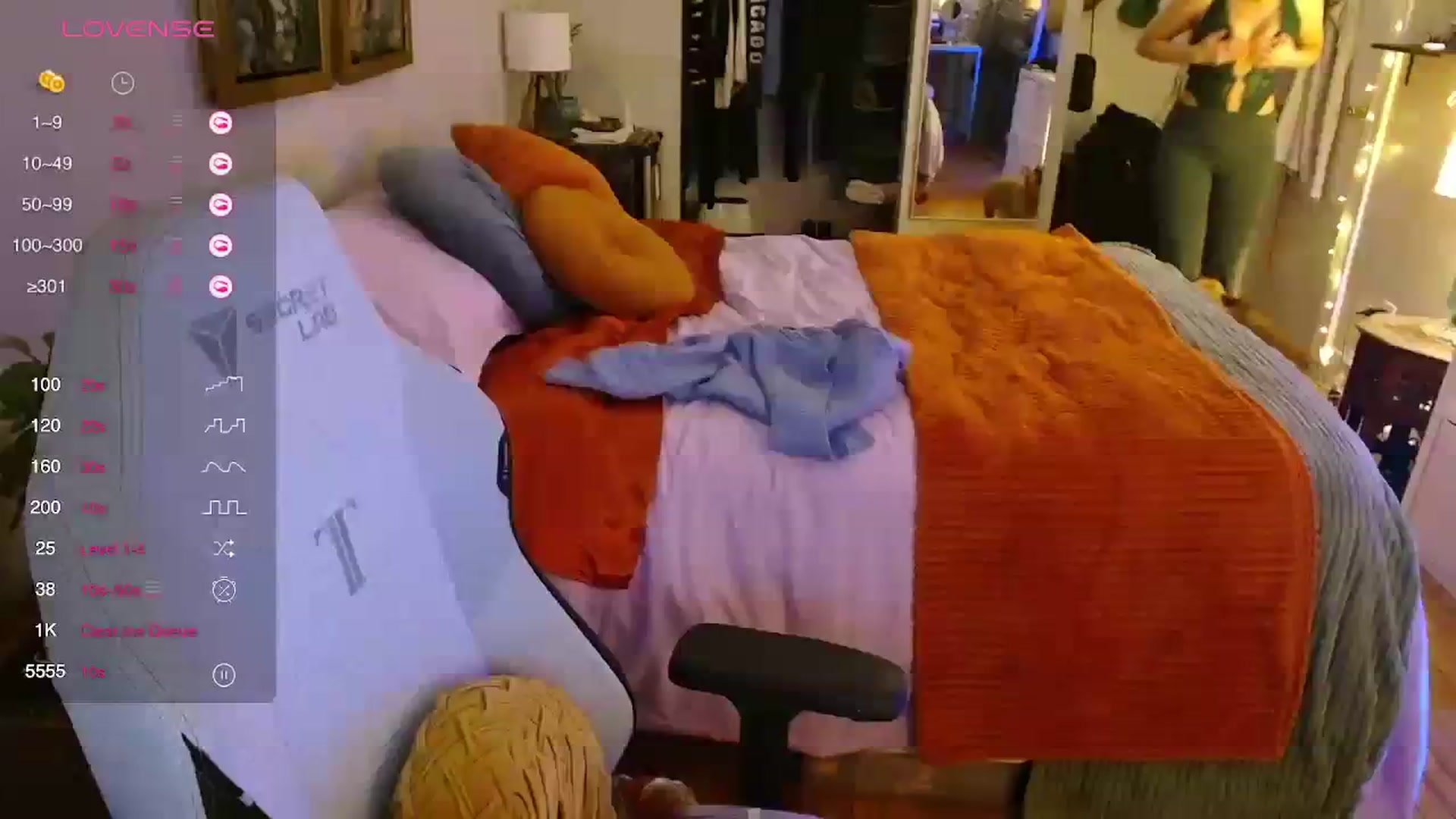 Gallery image thumbnail from Sweetestlilly's myfreecams stream on, 12/22/2023, 04:17 image 1 of 20