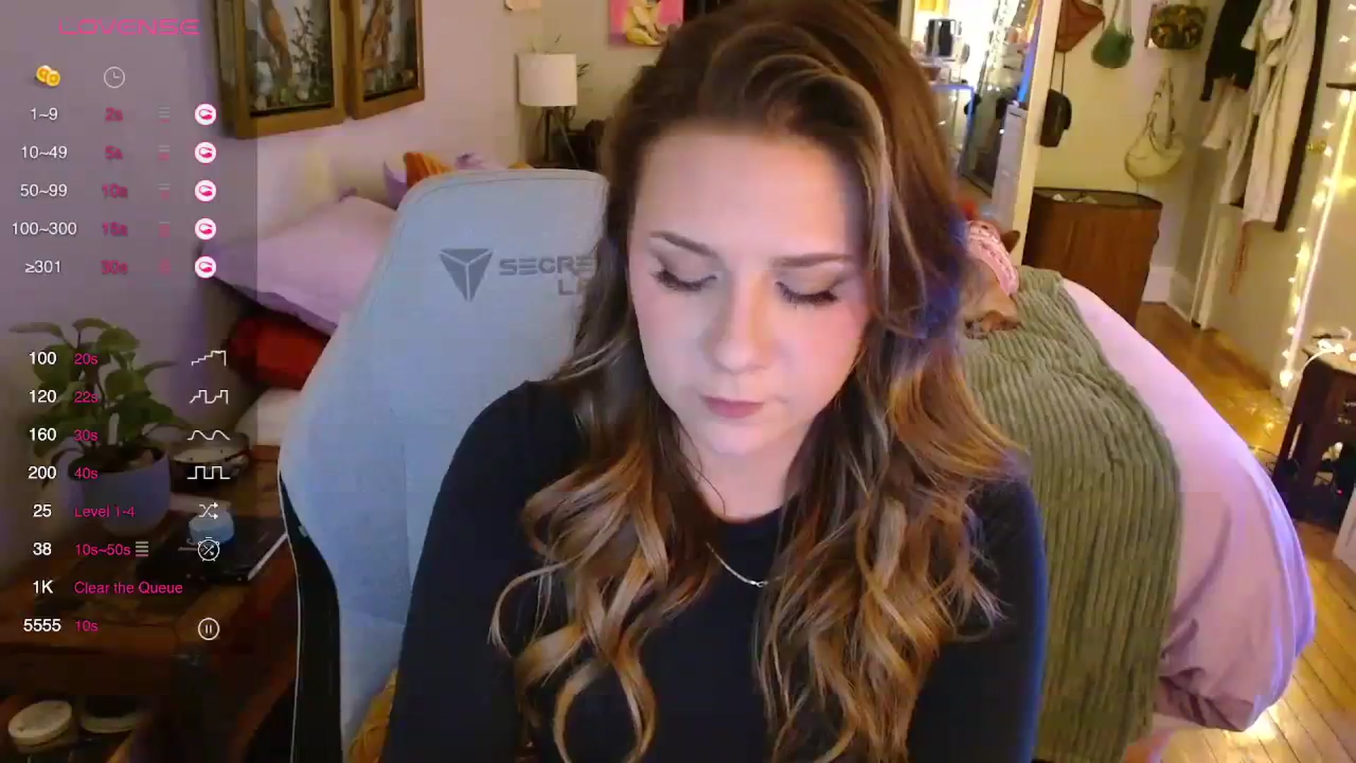 Gallery image thumbnail from Sweetestlilly's myfreecams stream on, 12/28/2023, 03:14 image 19 of 20
