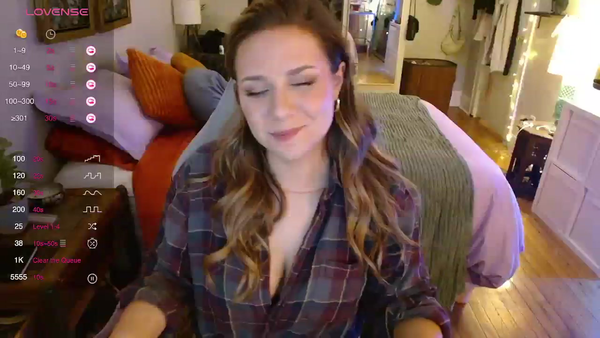 Gallery image thumbnail from Sweetestlilly's myfreecams stream on, 12/28/2023, 05:20 image 9 of 20