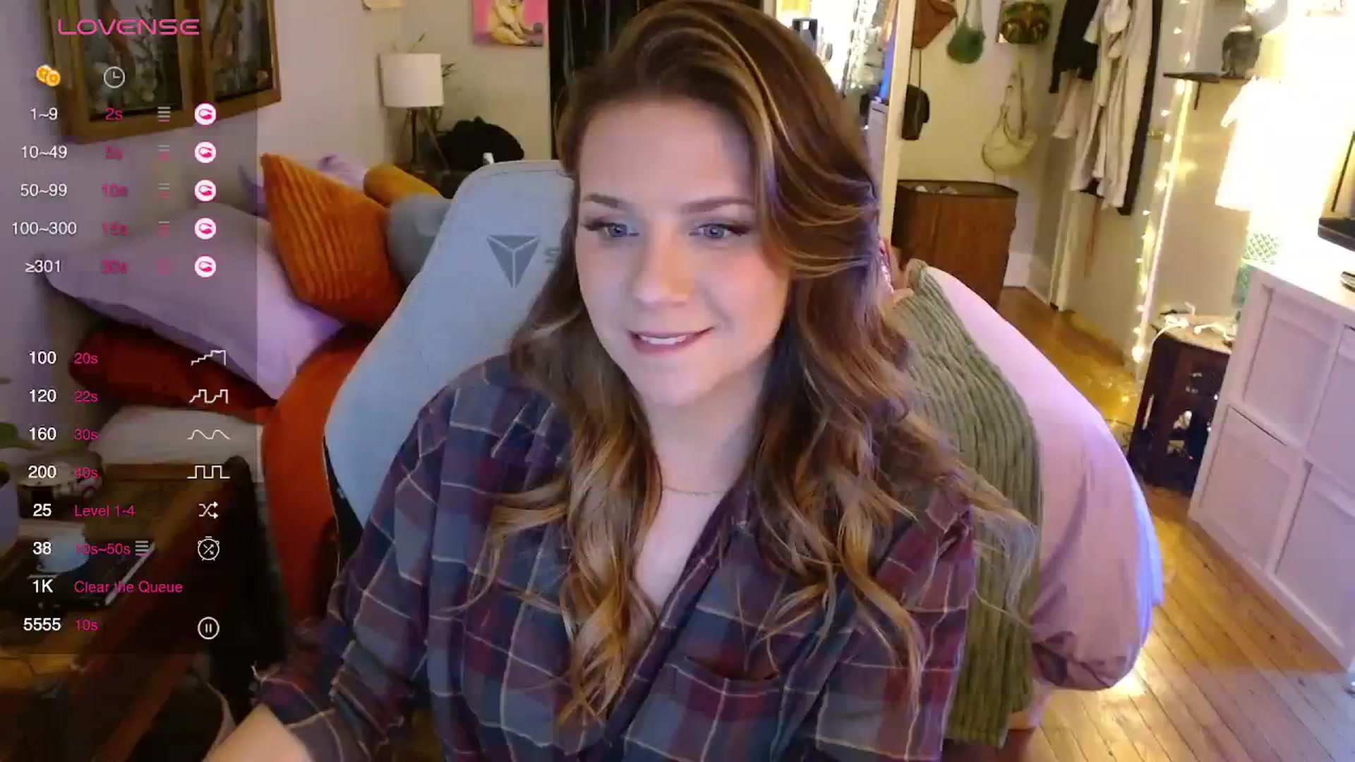 Gallery image thumbnail from Sweetestlilly's myfreecams stream on, 12/28/2023, 05:20 image 2 of 20