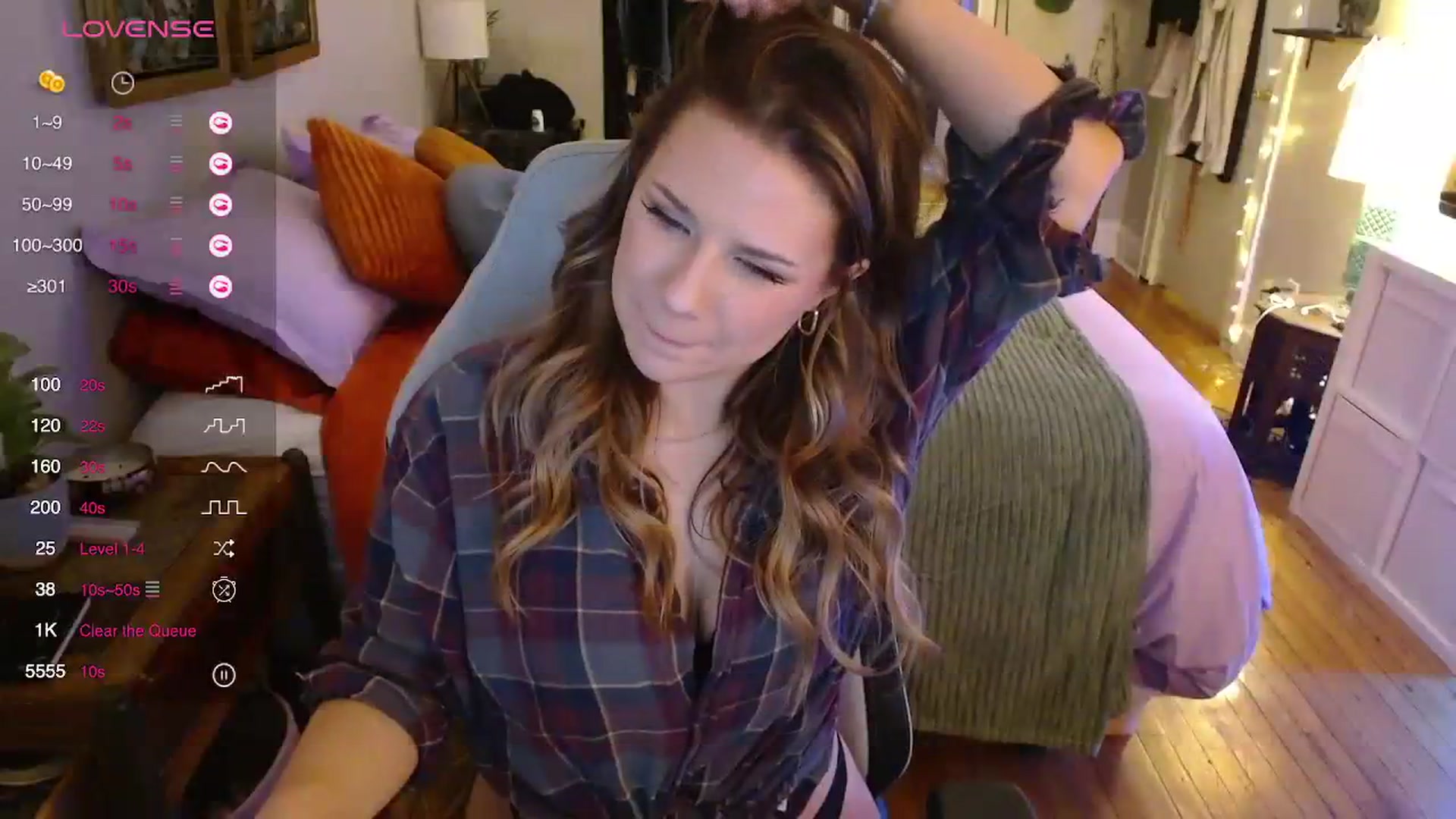 Gallery image thumbnail from Sweetestlilly's myfreecams stream on, 12/28/2023, 05:20 image 7 of 20