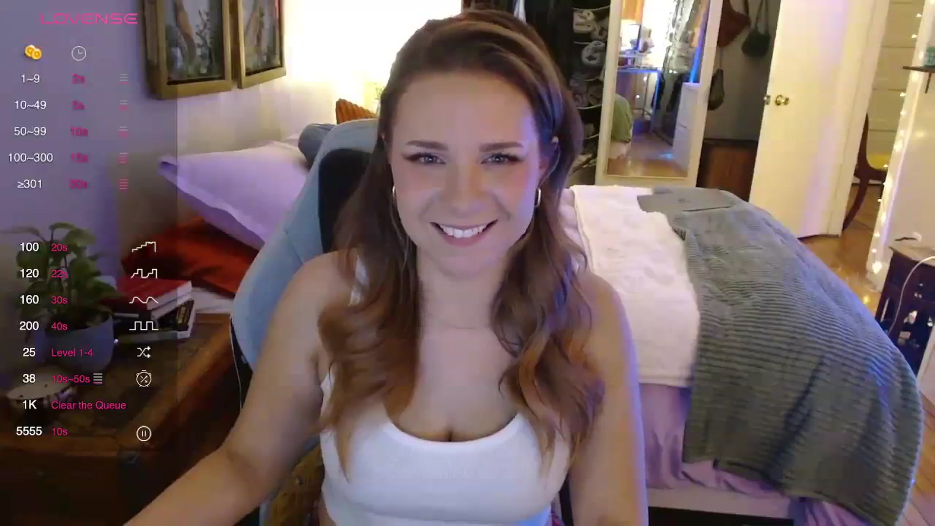 Gallery image thumbnail from Sweetestlilly's myfreecams stream on, 01/03/2024, 02:36 image 16 of 20