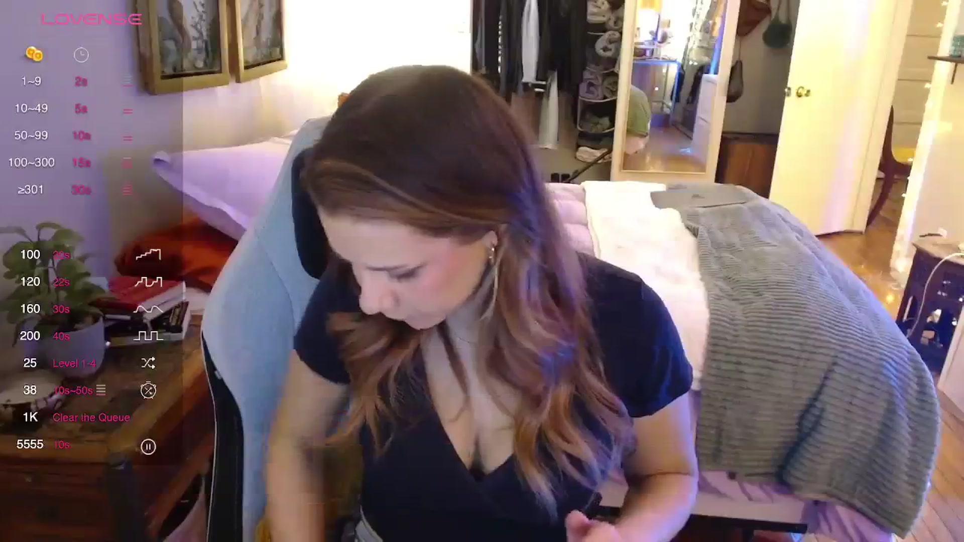 Gallery image thumbnail from Sweetestlilly's myfreecams stream on, 01/03/2024, 02:36 image 8 of 20