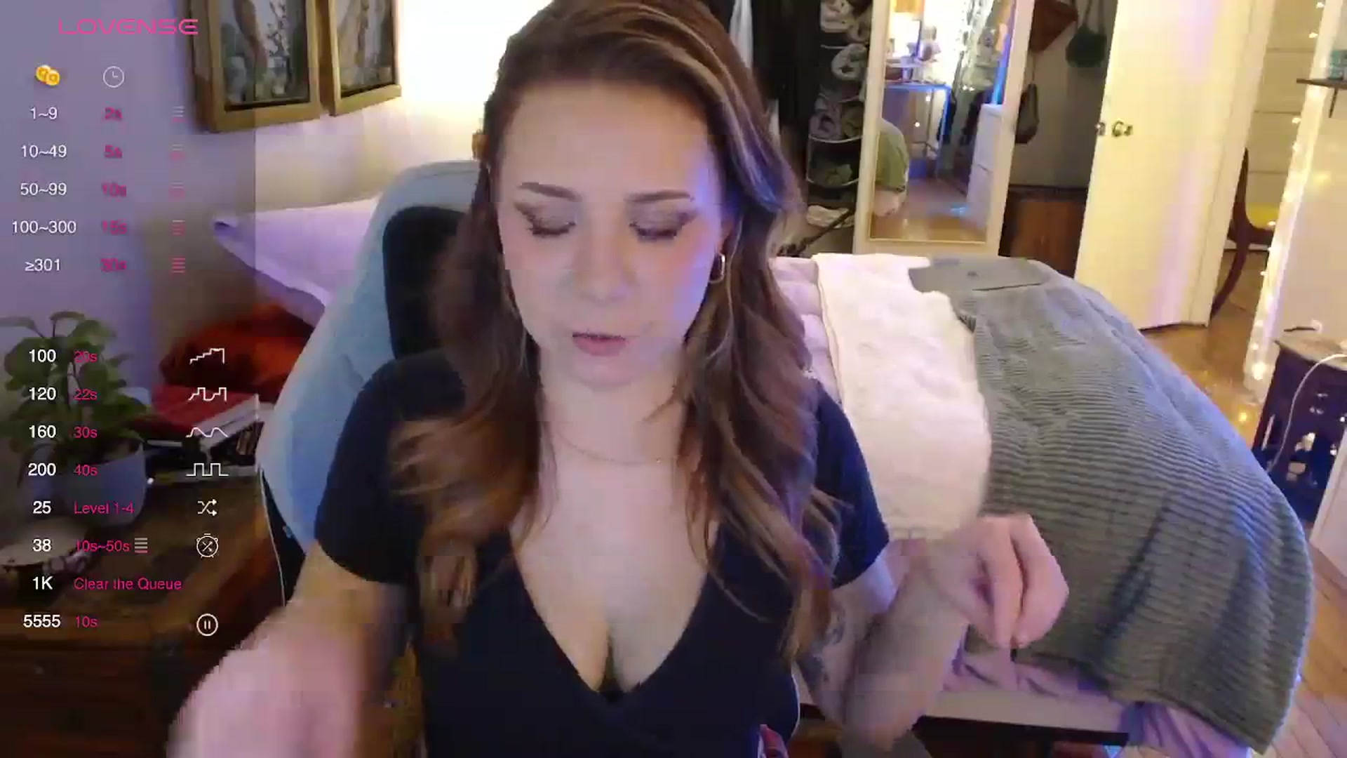 Gallery image thumbnail from Sweetestlilly's myfreecams stream on, 01/03/2024, 02:36 image 11 of 20