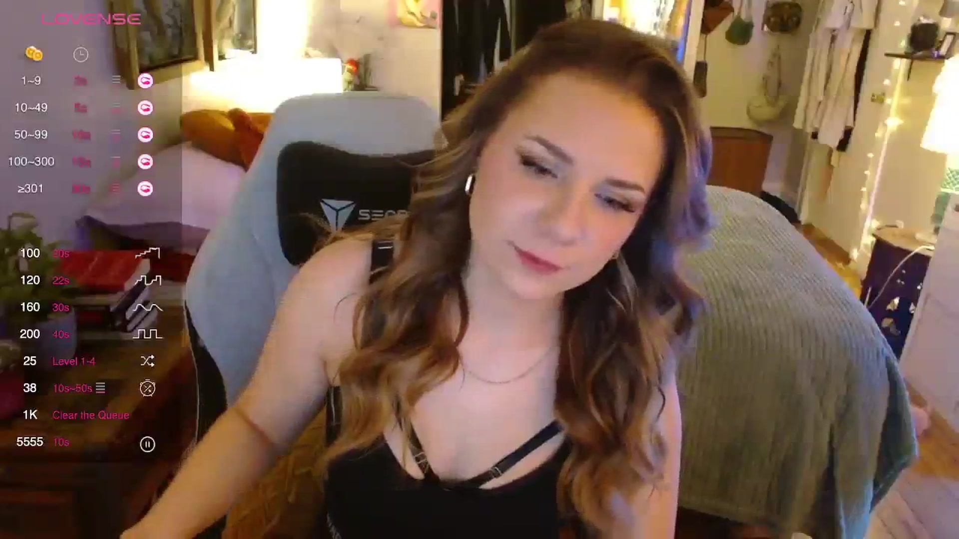 Gallery image thumbnail from Sweetestlilly's myfreecams stream on, 01/17/2024, 03:05 image 2 of 20