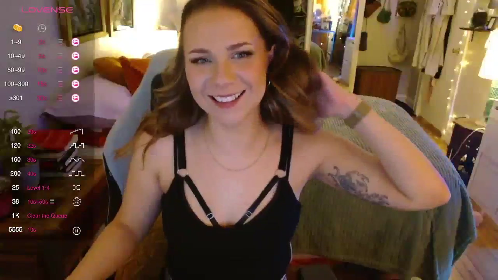 Gallery image thumbnail from Sweetestlilly's myfreecams stream on, 01/17/2024, 03:05 image 3 of 20