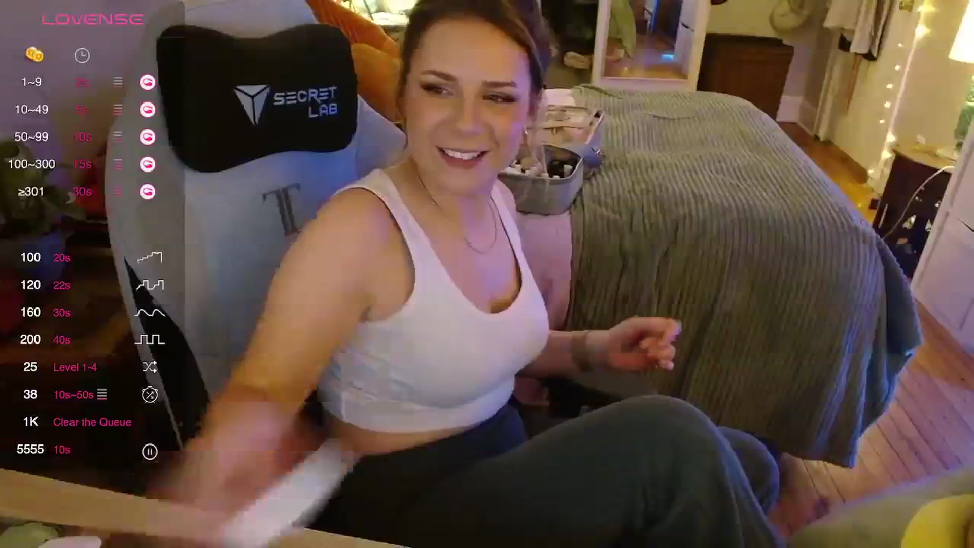 Gallery image thumbnail from Sweetestlilly's myfreecams stream on, 01/22/2024, 03:37 image 12 of 20
