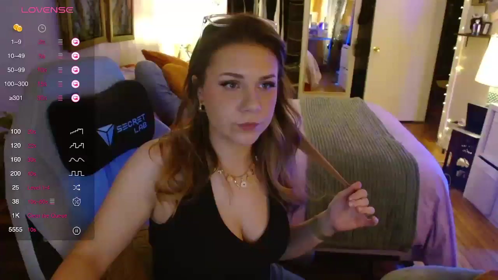 Gallery image thumbnail from Sweetestlilly's myfreecams stream on, 02/19/2024, 03:42 image 6 of 20