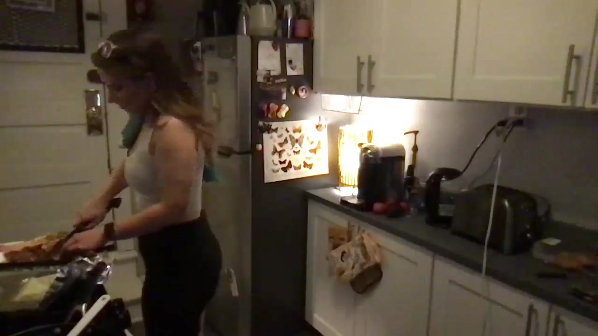 Gallery image thumbnail from Sweetestlilly's myfreecams stream on, 02/27/2024, 03:00 image 10 of 20
