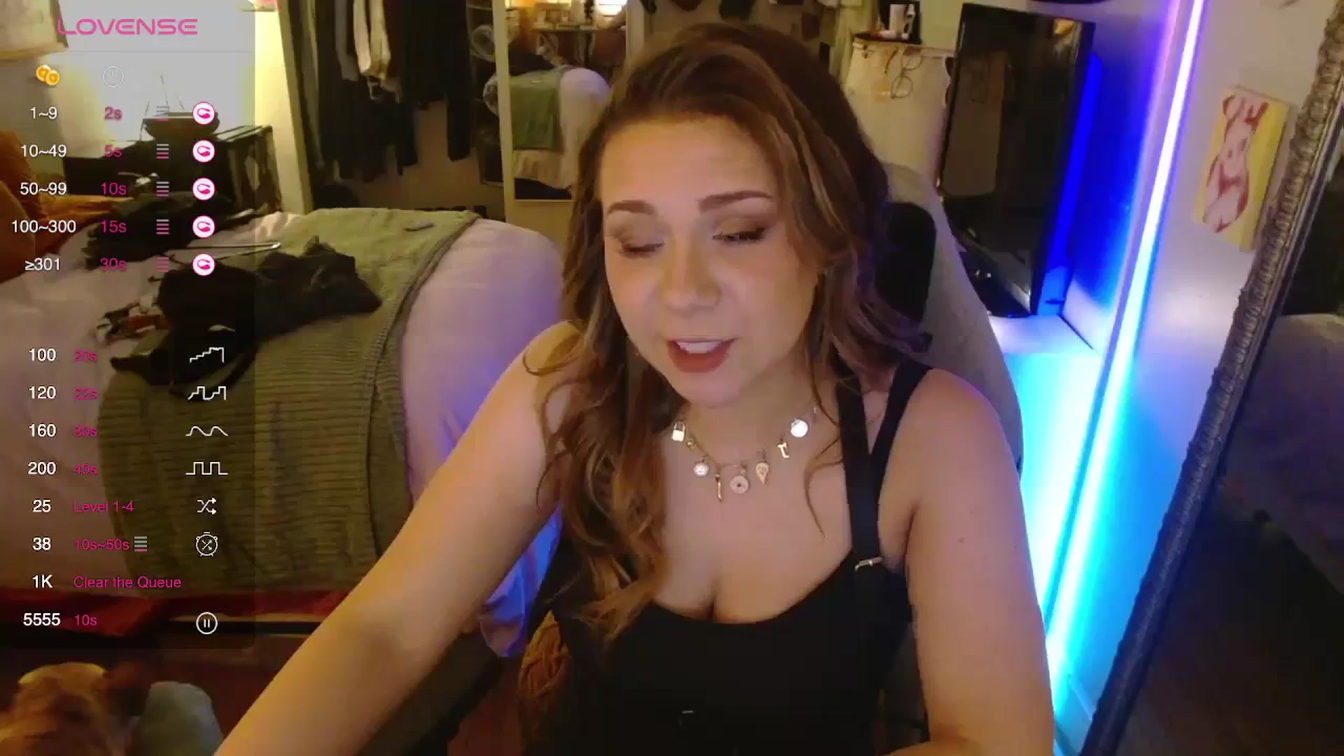 Gallery image thumbnail from Sweetestlilly's myfreecams stream on, 03/10/2024, 02:41 image 11 of 20