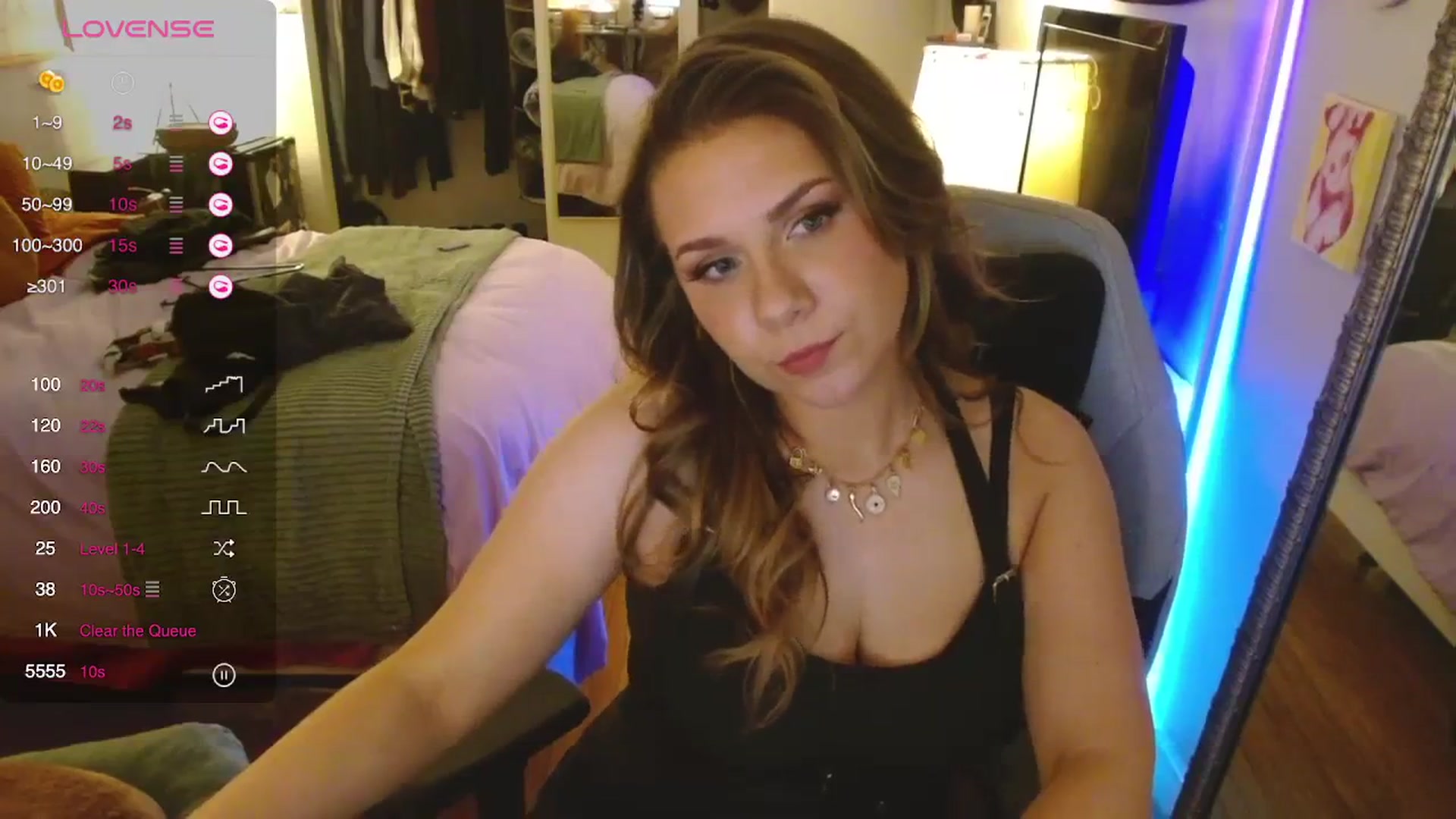 Gallery image thumbnail from Sweetestlilly's myfreecams stream on, 03/10/2024, 02:41 image 4 of 20